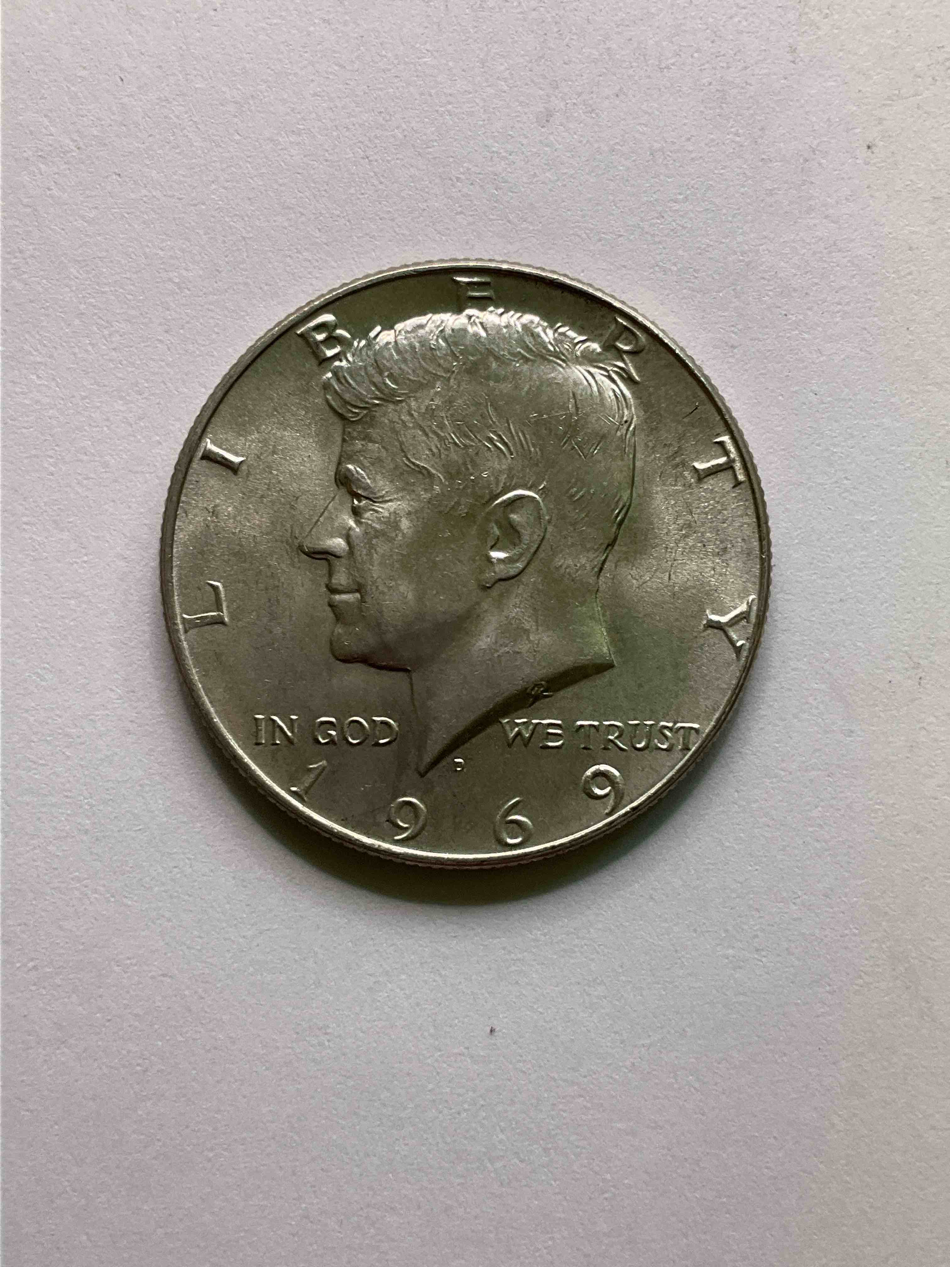 1969 Moon Landing Silver! Check Out This Gorgeous, Uncirculated 1969 Kennedy Half Dollar, Minted In 40% Fine U.S. Silver! 1969 Was The Year Of The Moon Landing, & Also THE LAST Year Kennedy Half Dollars Had Silver In Them! Check Out This Rare 1969 Silver Kennedy Half Dollar In Excellent, Uncirculated Condition! Invest In Fine U.S. Silver & A Incredible Piece Of History!