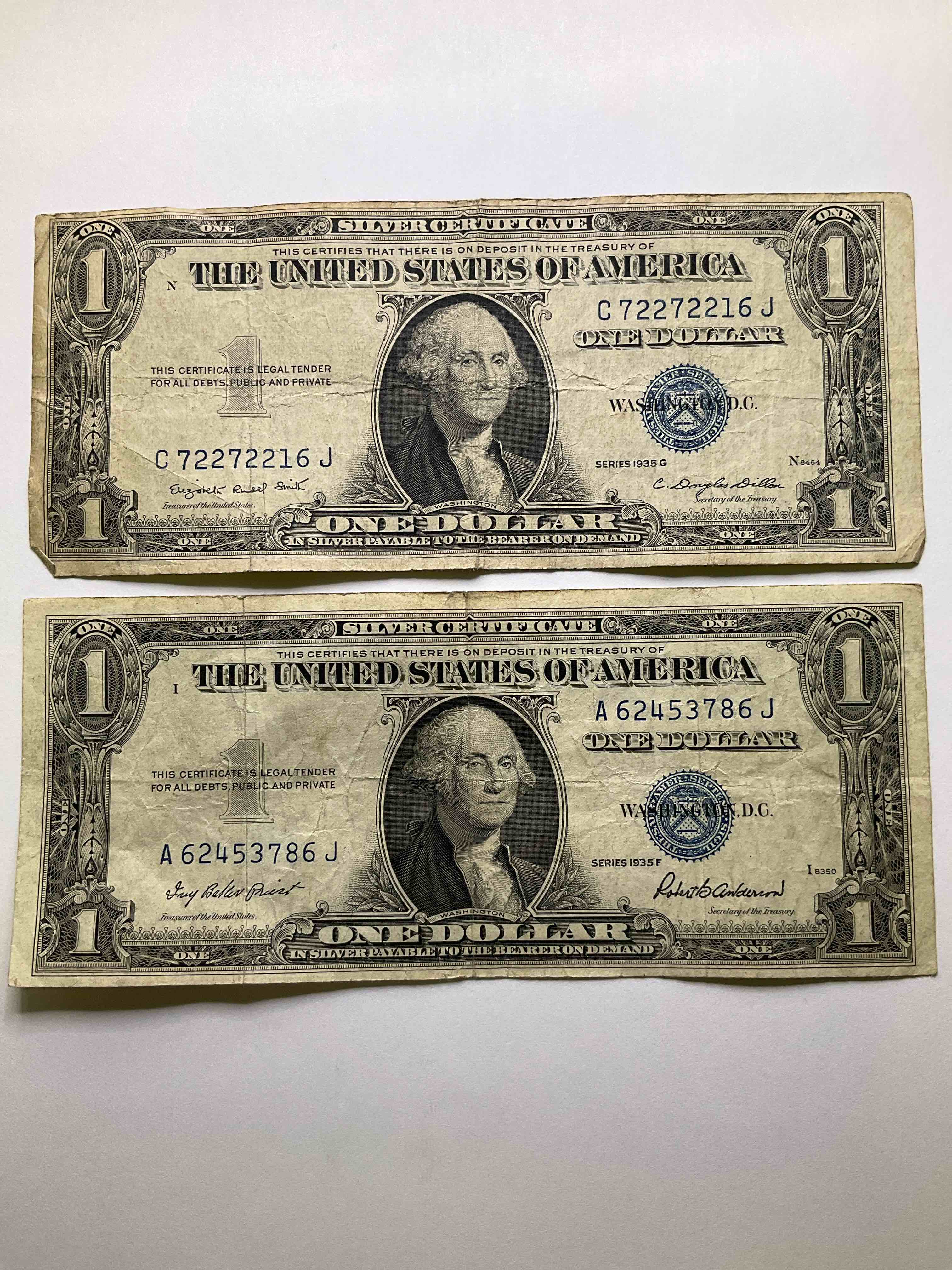 1935 Silver Certificates! Did You Know That Prior To 1964 One Dollar U.S. Paper Money Was Actually Redeemable For Silver Dollars?! Wow How Times Have Changed! Silver Certificates Were Produced From 1878 To 1964 & Are Still Considered Legal Tender At Face Value. Here Are Gorgeous, Circulated 1935 U.S. One Dollar Silver Certificate, With Highly Collectible "Blue Seal!* Own An Awesome Piece Of History!