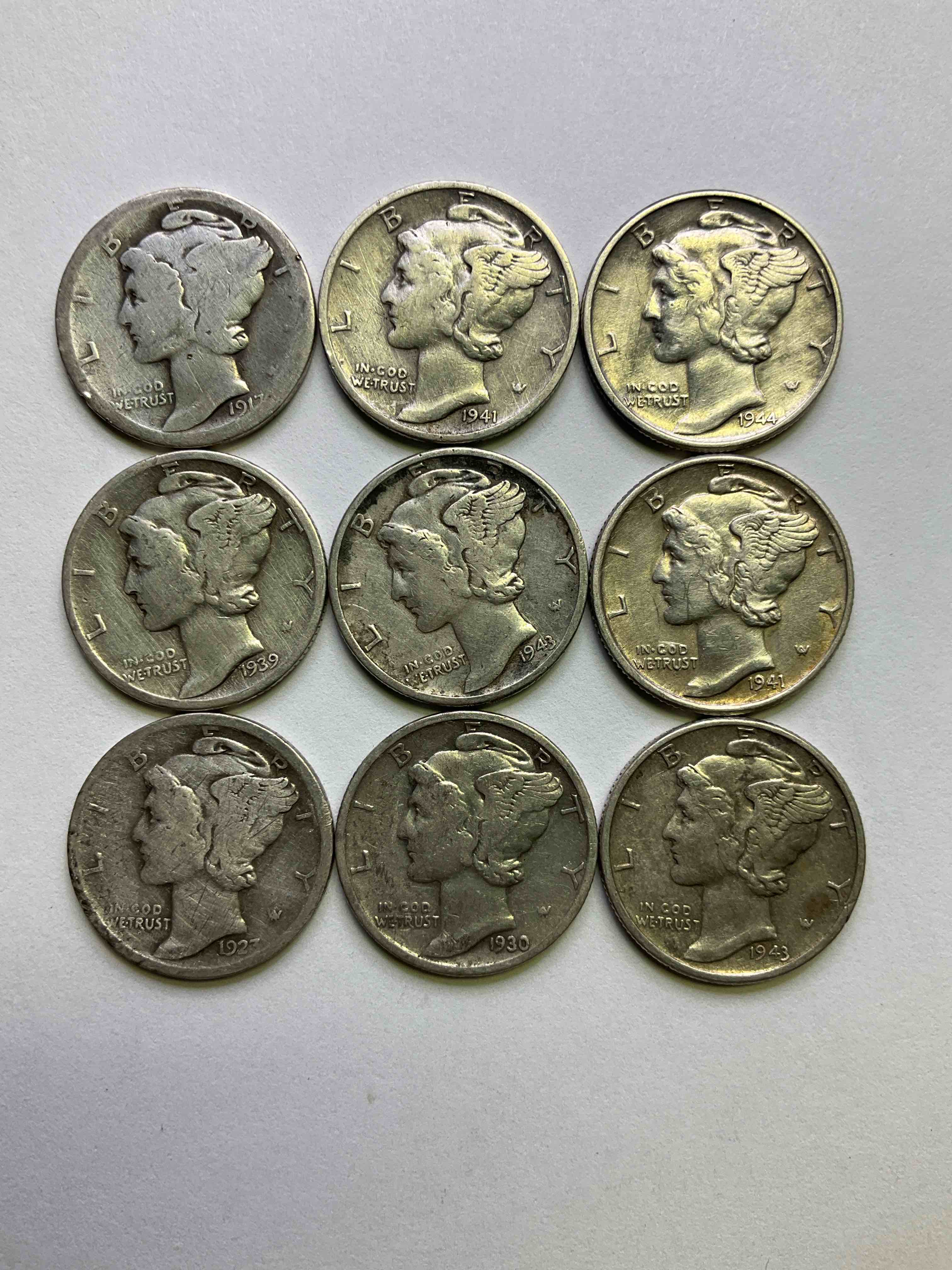 Antique U.S. Pure Fine Silver Mercury Dimes! Silver Mercury Dimes Were Minted From 1916-1945 & Have Become Serious Collector Items! Check Out These Awesome Examples, All In Nice, Circulated Condition With Visible Dates & Varying Years! Rare To Have Visible Dates! Makes For A Great Investment In Precious Metals, Mercury Dimes Are 90% Pure Fine Silver! They Don't Make Em' Like This Anymore!