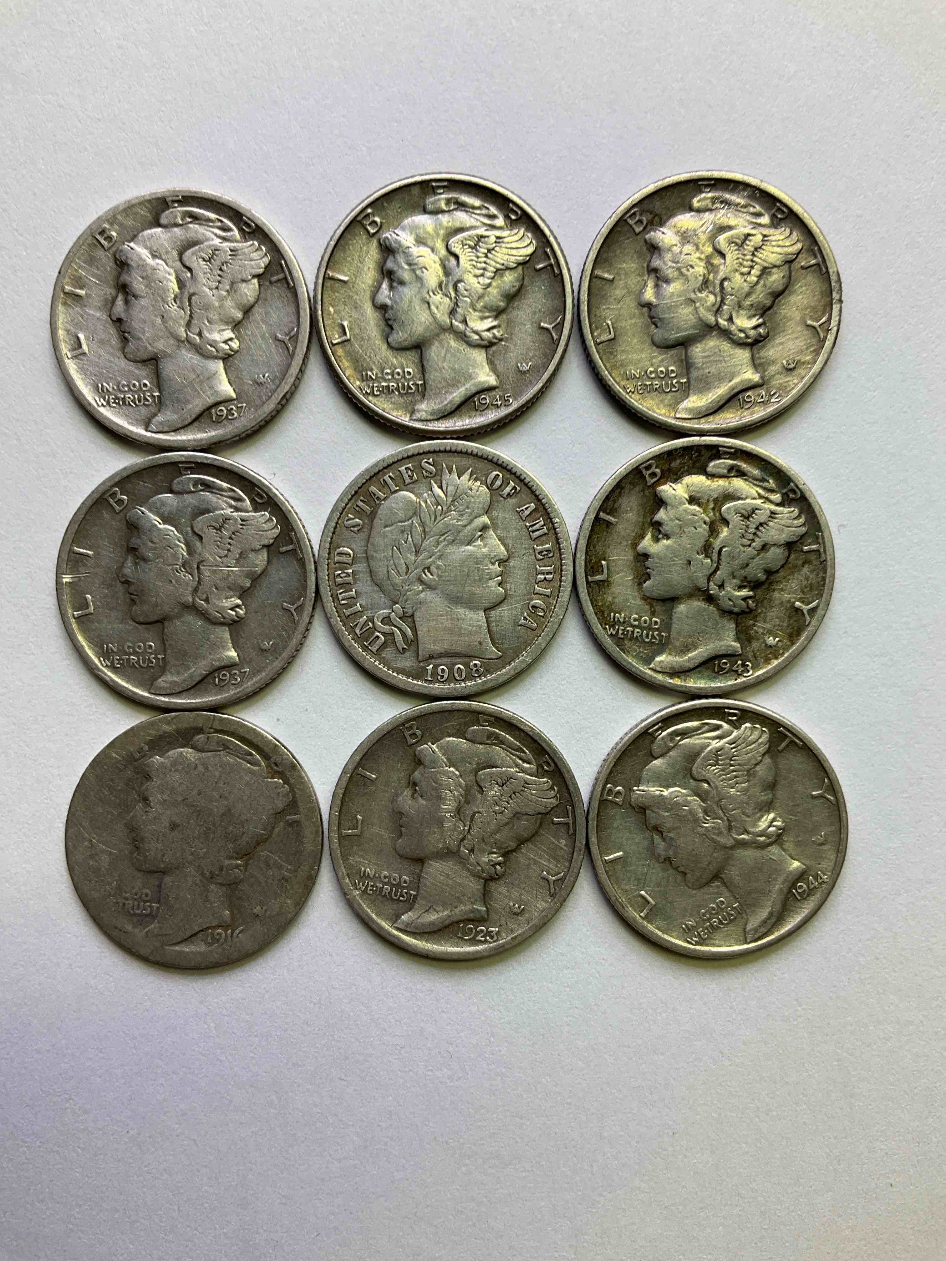 Antique U.S. Pure Fine Silver Mercury Dimes! Silver Mercury Dimes Were Minted From 1916-1945 & Have Become Serious Collector Items! Check Out These Awesome Examples, All In Nice, Circulated Condition With Visible Dates & Varying Years! Rare To Have Visible Dates! Makes For A Great Investment In Precious Metals, Mercury Dimes Are 90% Pure Fine Silver! They Don't Make Em' Like This Anymore!