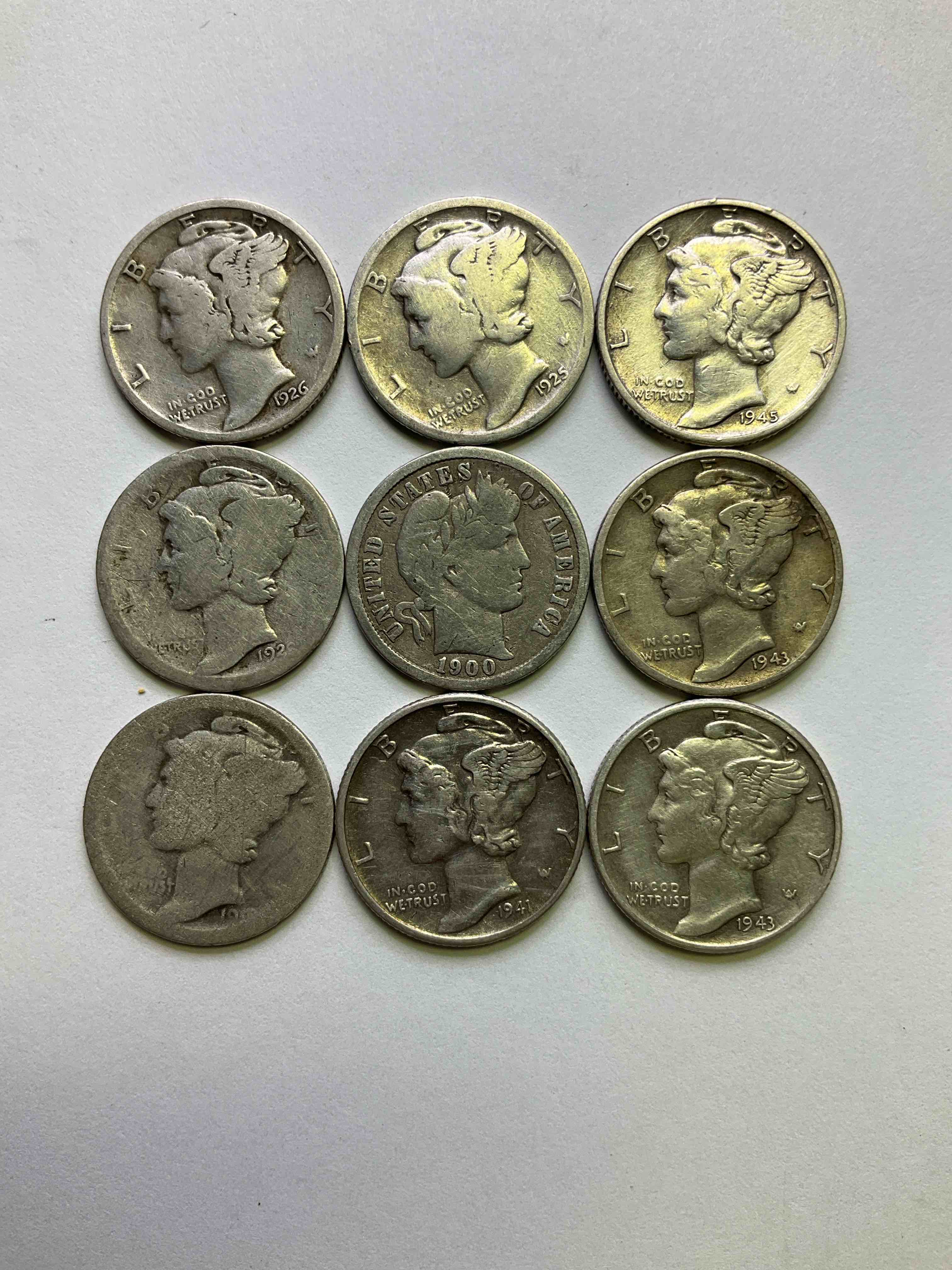 Antique U.S. Pure Fine Silver Mercury Dimes! Silver Mercury Dimes Were Minted From 1916-1945 & Have Become Serious Collector Items! Check Out These Awesome Examples, All In Nice, Circulated Condition With Visible Dates & Varying Years! Rare To Have Visible Dates! Makes For A Great Investment In Precious Metals, Mercury Dimes Are 90% Pure Fine Silver! They Don't Make Em' Like This Anymore!