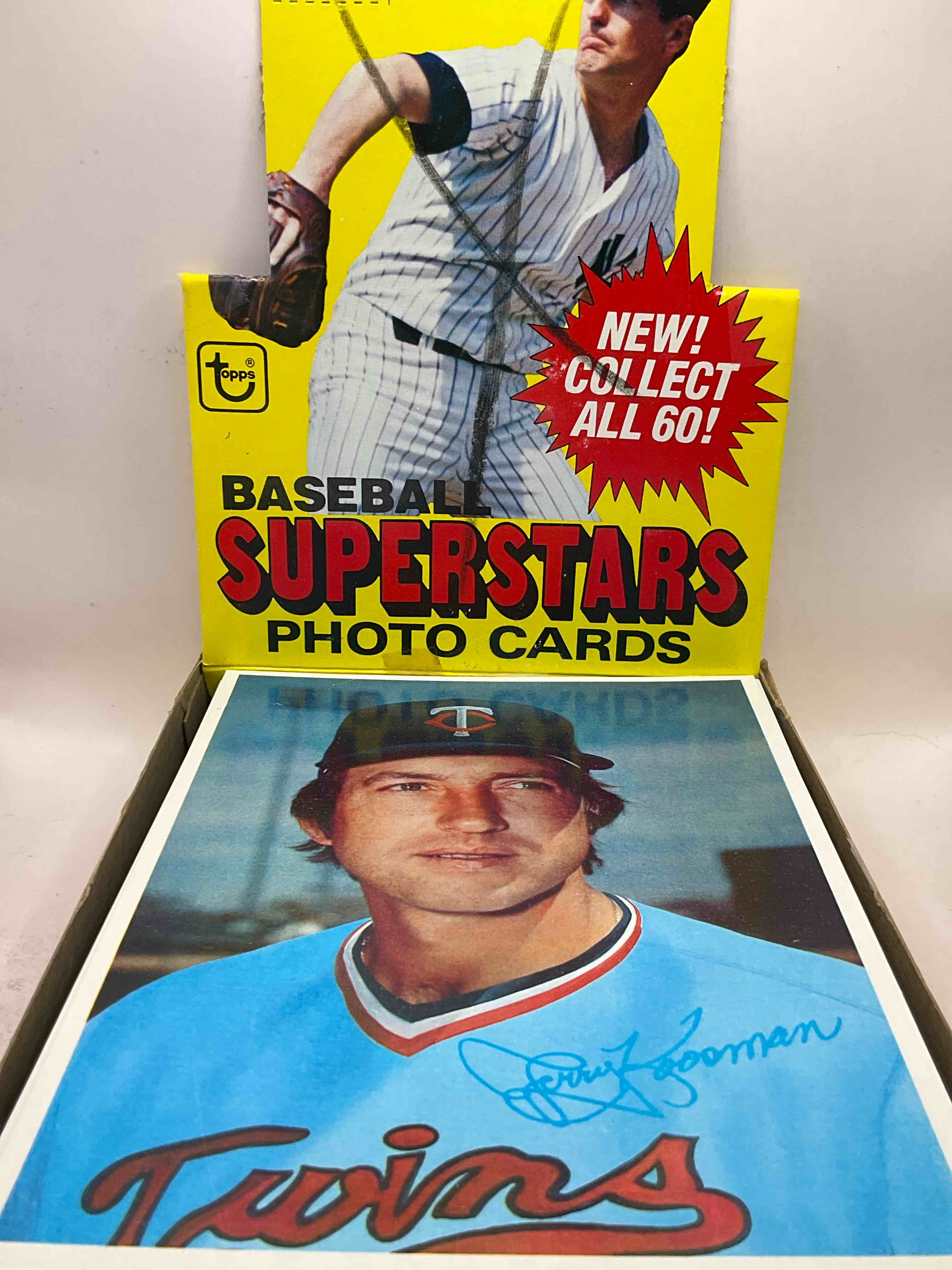 1980 Baseball Rarity! Check This Out, An Unopened Retail Box Of Baseball Superstar Photos From 1980! Box Has 48 Original Photos Of The Best Baseball Players From 1980, Packed In Original Retail Case! You Are Bidding On One Complete Box (48 Total Photos Plus Retail Packaging), Just As It Was New In 1980! A Really Cool Piece Of Sports Card Memorabilia!