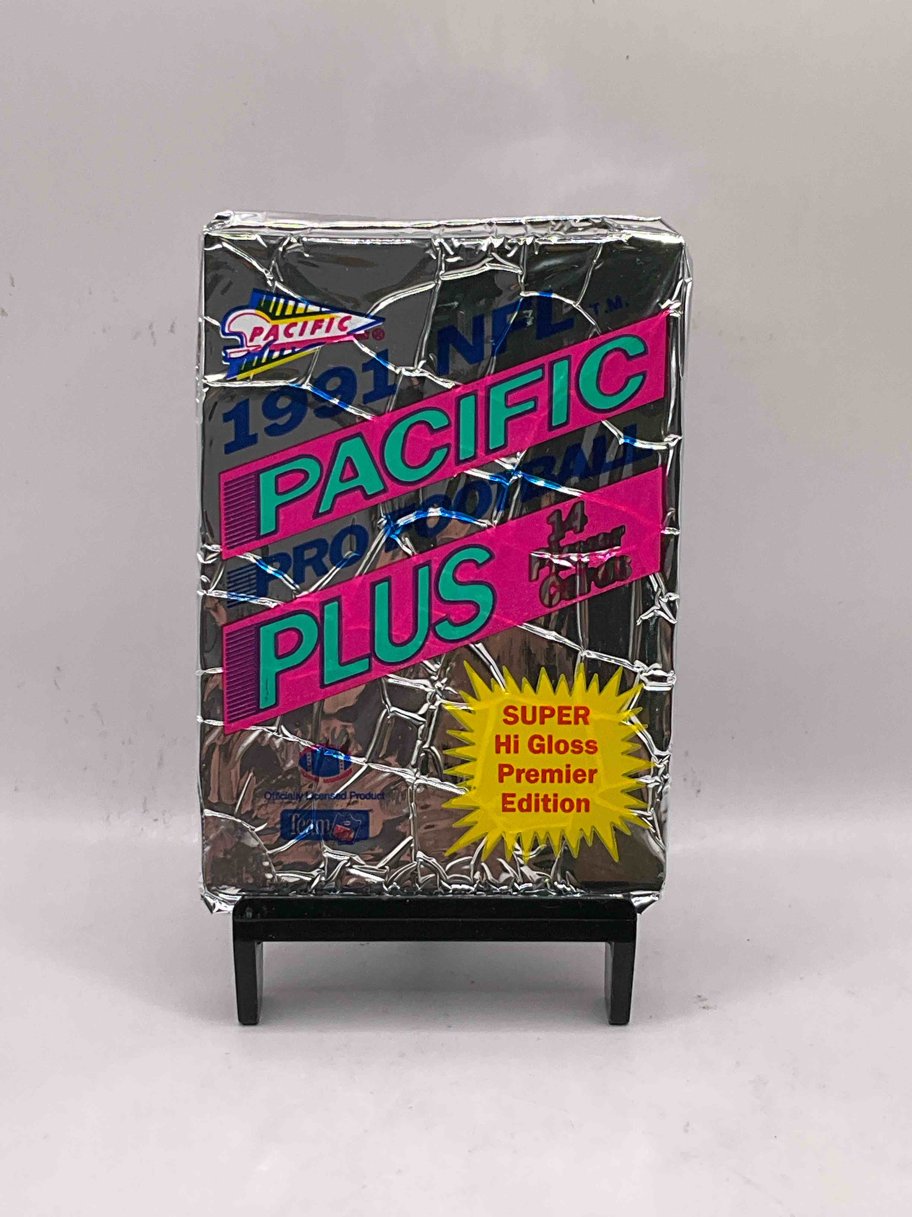1991 Pacific Football, Something You Hardly Ever See! 1991 Pacific Football Sealed Card Pack, Direct From Original Retail Case. Search For Brett Favre Rookie, Early Barry Sanders, Jerry Rice & So Much More! Hard To Find!