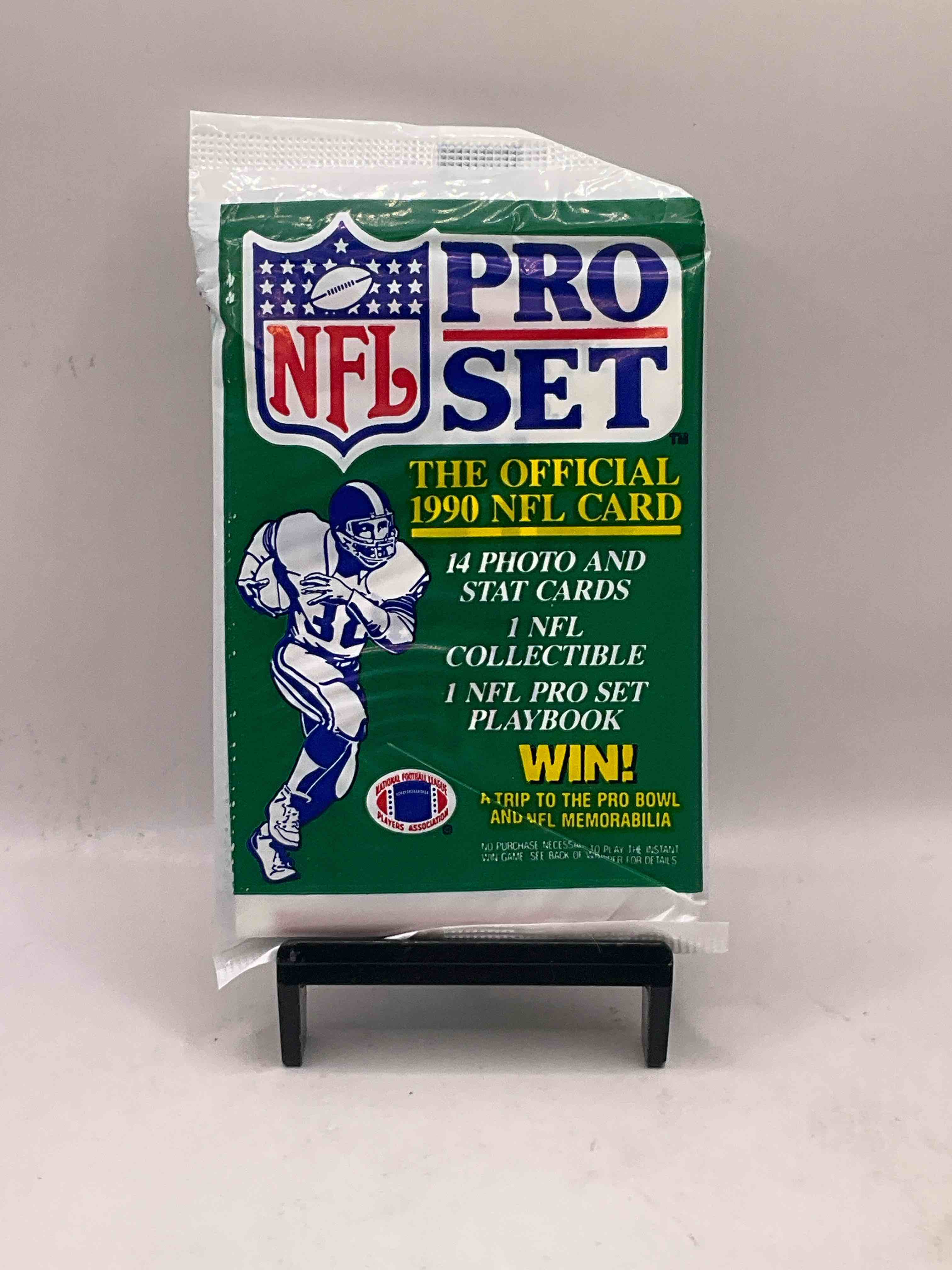 Wow! 1990 Pro Set Football Sealed Card Pack, Direct From Original Retail Case!  Highly Sought After By Collectors As This Year Is Loaded With High Profile Cards! Search For Cards From Barry Sanders, Deion Sanders, Troy Aikman, Michael Irvin & Much More!  Getting Hard To Find!