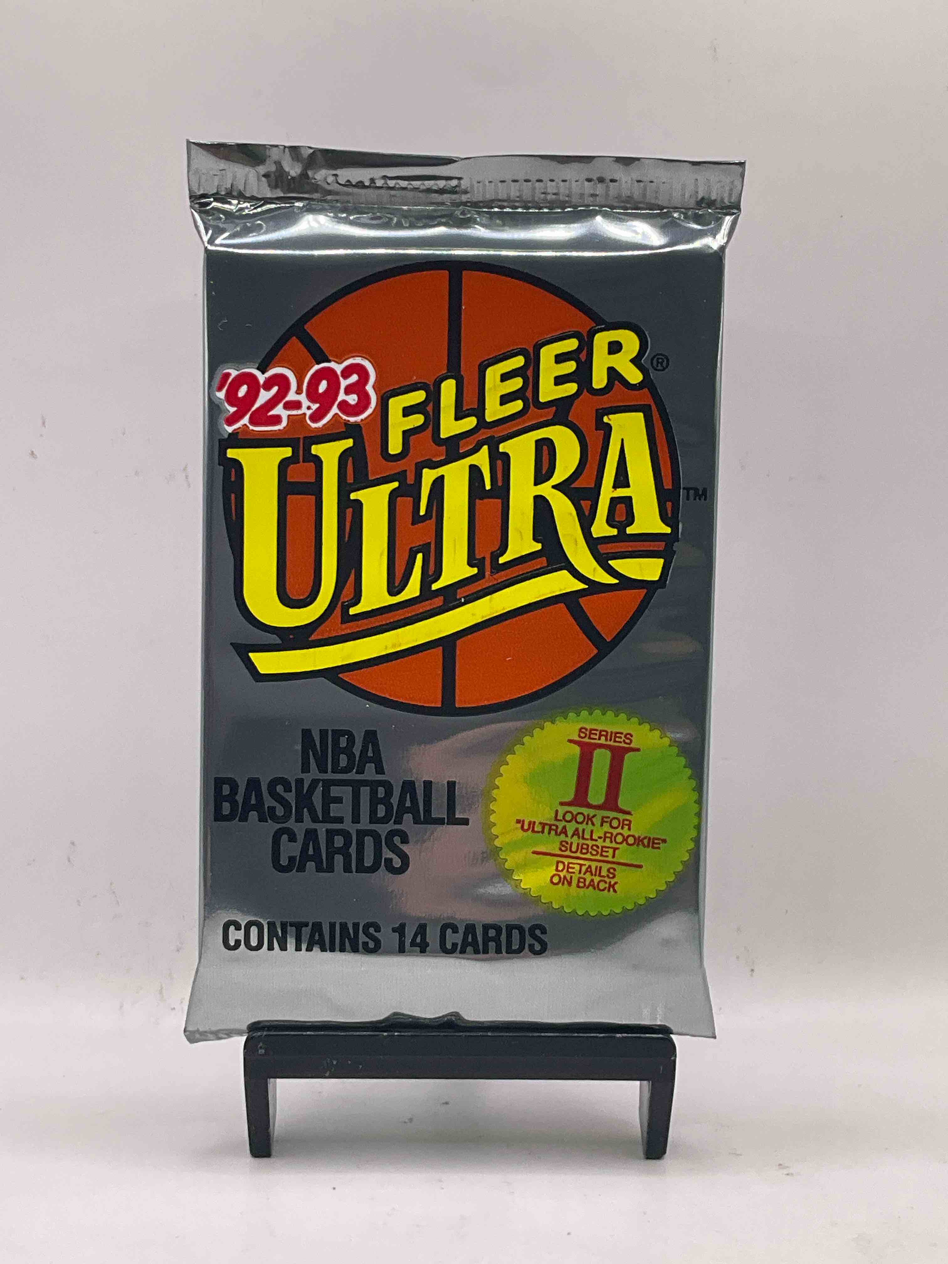 Shaq Rookie!? Awesome 1992/93 Fleer Ultra Series Two NBA Basketball Sealed Card Pack, Direct From Original Sealed Retail Case! Series Two Is A Collectors' Dream Because It's Where To Find Shaquille O'Neals' Rookie Card, As Well As Several Valuable Michael Jordan Cards! Getting Harder & Harder To Find!