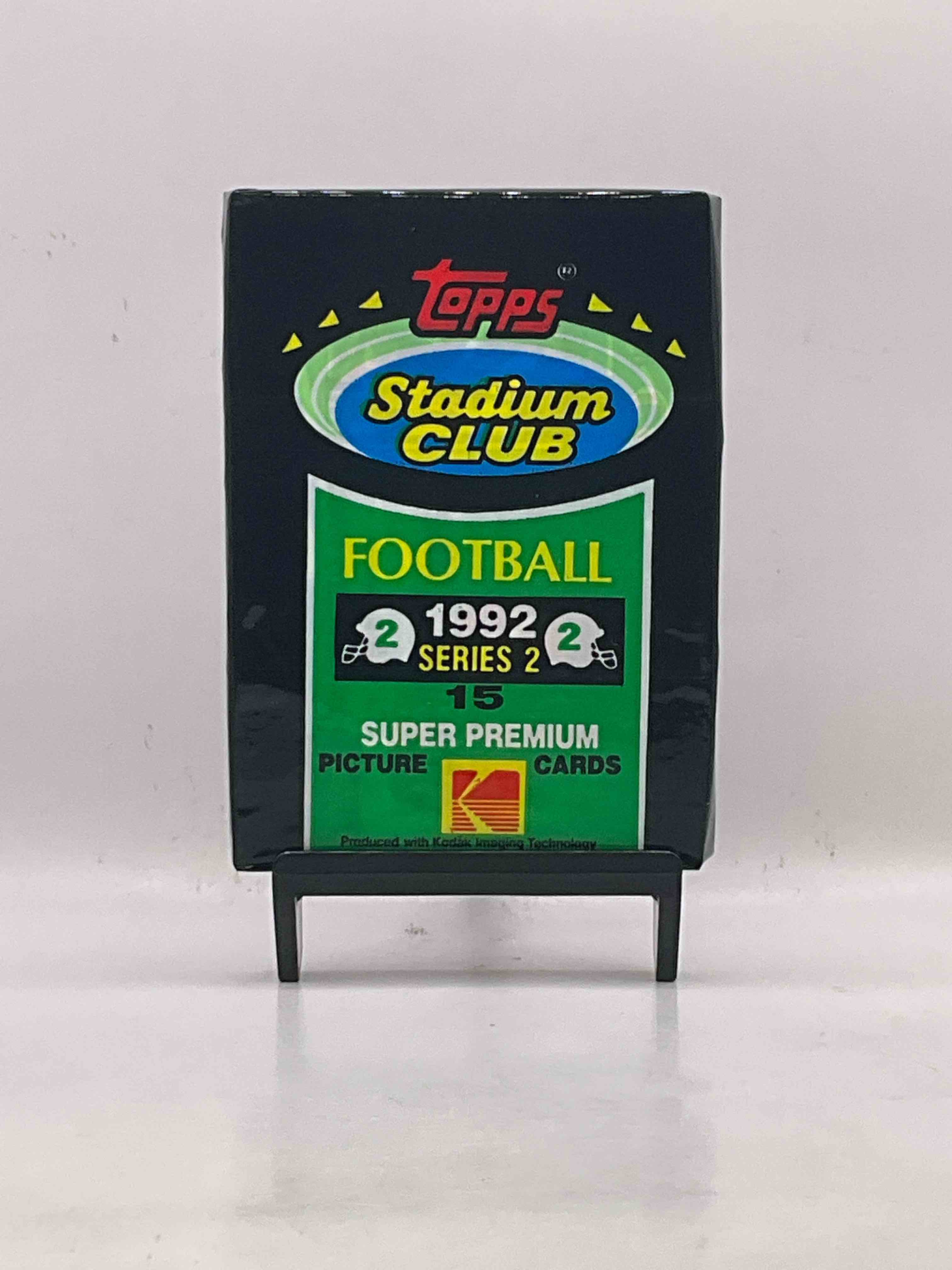 Brett Favre Insanity! 1992 Topps Stadium Club Unopened Packs! These High End Packs Could Have Some Awesome Cards! Topps Super Premium Picture Cards… With Possible Brett Favre, Mint 10 Worth Over $250! All Direct From Original Box!
