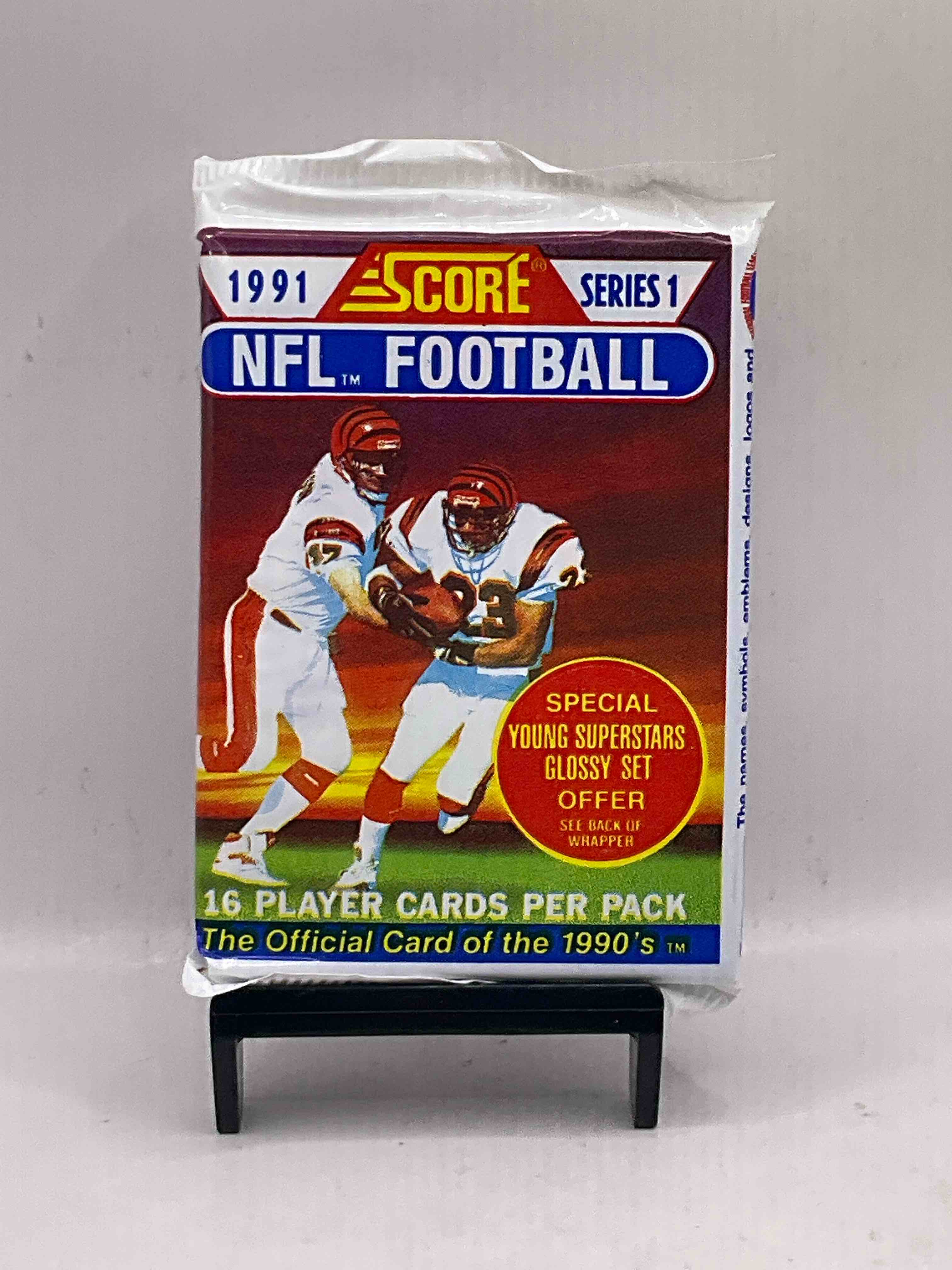1991 NFL Score Football Sealed Card Pack, Direct From Original Retail Case! These Cards Are Sought After By Collectors For Their Awesome, Nostalgic Look. Search For Brett Favre Rookie, Early Jerry Rice, Early Emmit Smith, Joe Montana & So Much More!