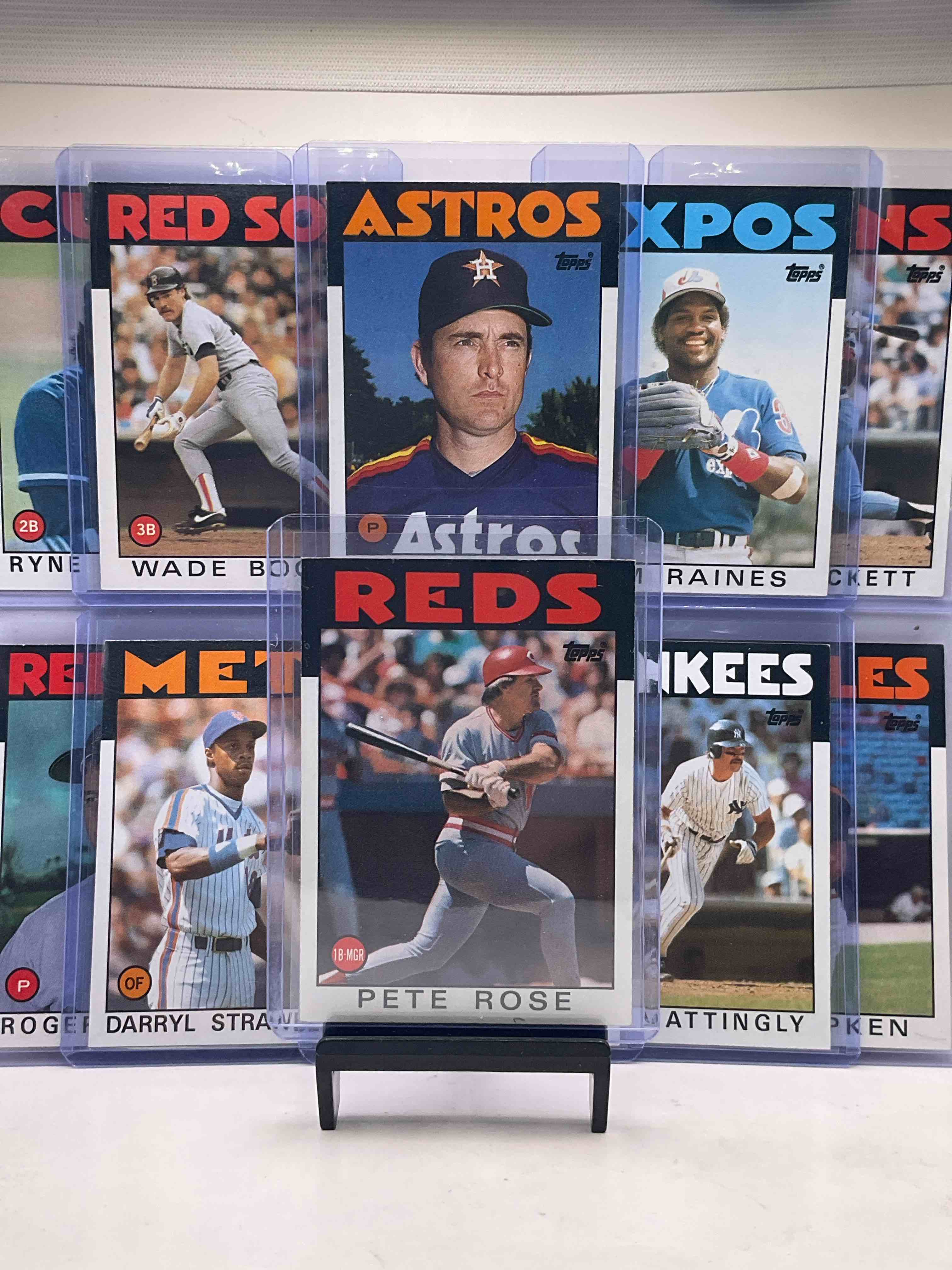 1986 Topps Baseball 50 Card Craziness! The Biggest Names In Baseball From The Decade! Pete Rose, Nolan Ryan, Roger Clemens, Don Mattingly, Darryl Strawberry, Tim Raines, Wade Boggs, Ryne Sandberg, Cal Ripken, Rickey Henderson & More! These Cards Are Getting More & More Rare By The Day, Don’t Miss This Opportunity To Have These Rare 1986 Baseball Cards Filled With Baseball Legends!