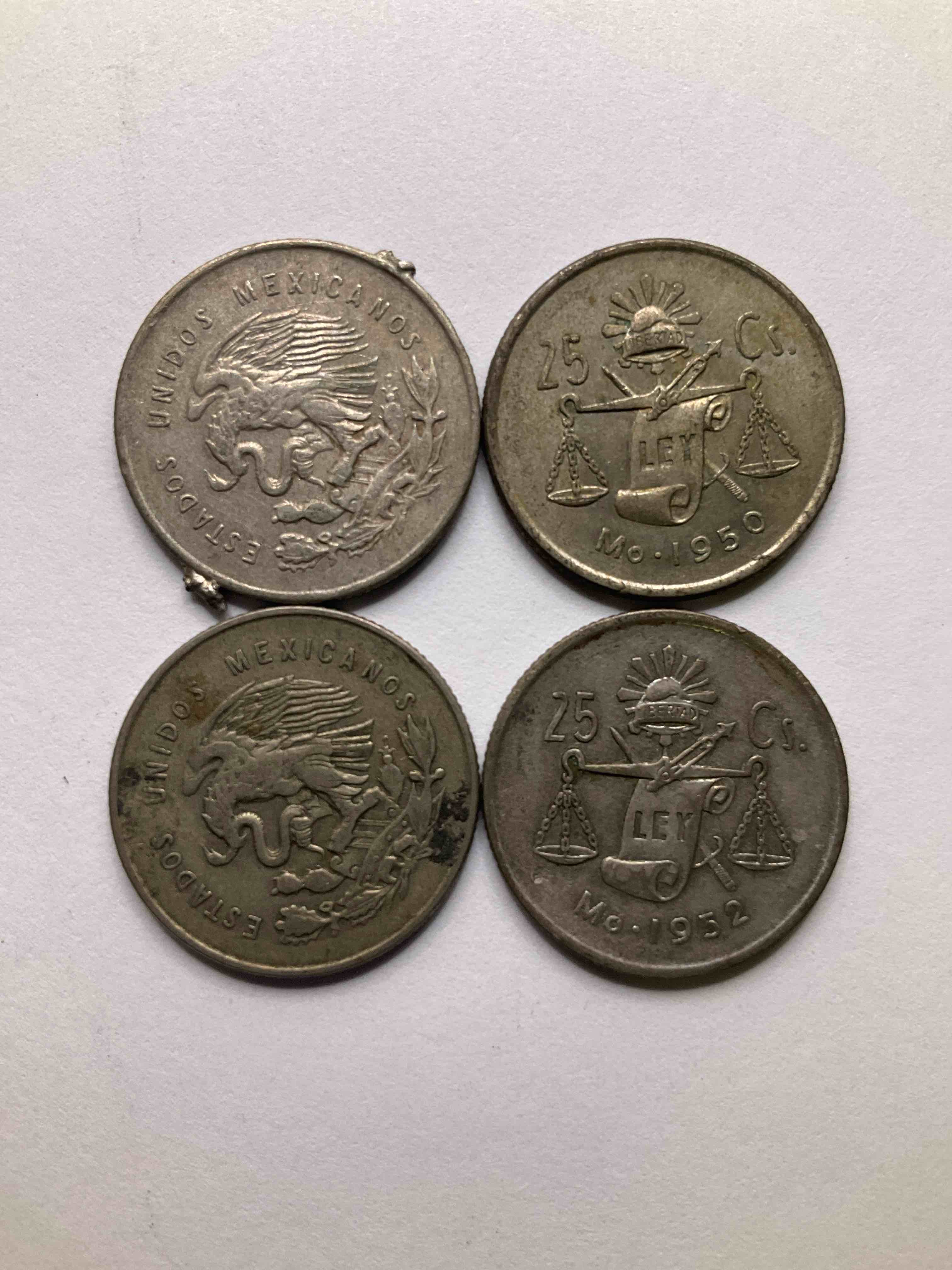 Antique Rare Mexican Silver! Lot Of Silver Antique Mexican Coins, 25 Centavos Minted In .300 (30%) Mexican Silver. Coins From The Early 1950's & Have A Really Stunning Design. These Coins Are Rarely Seen & Are Great For Collecting Rare Coins & Also For Investing In Precious Metals. You May Never See These Coins Up For Auction Again. A Great Chance To Acquire Unique Antique Mexican Silver!