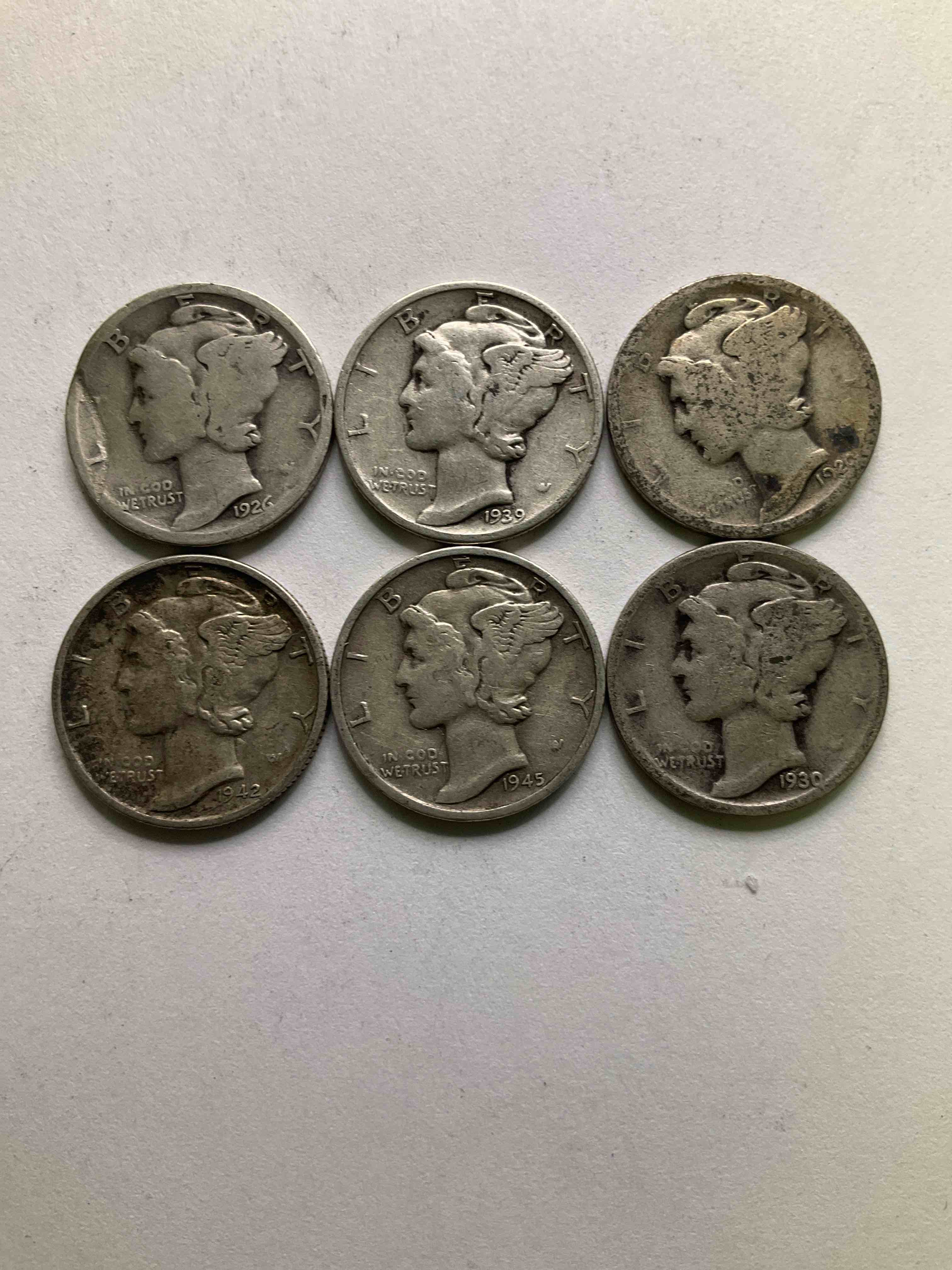 Antique U.S. Pure Fine Silver Mercury Dimes! Silver Mercury Dimes Were Minted From 1916-1945 & Have Become Serious Collector Items! Check Out These Awesome Examples, All In Nice, Circulated Condition With Visible Dates & Varying Years! Rare To Have Visible Dates! Makes For A Great Investment In Precious Metals, Mercury Dimes Are 90% Pure Fine Silver! They Don't Make Em' Like This Anymore!