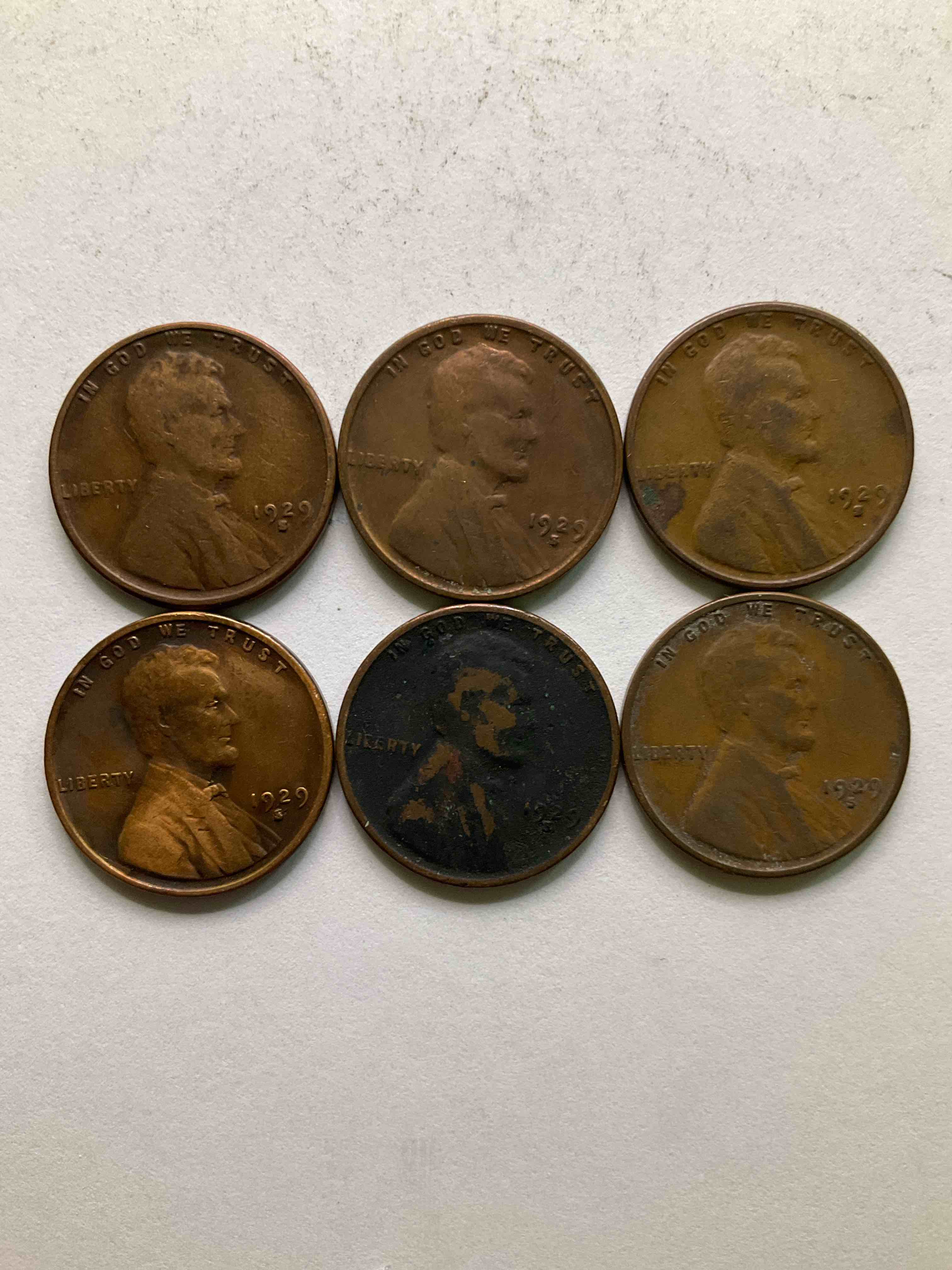1929, The Year Of Infamy! Here Are RARE Pennies From 1929, The Year The Stock Market Crashed That Ended The Roaring Twenties & Entered America Into The Great Depression. These Gorgeous Pennies Are In Great, Circulated Condition For Their Age & Have Visible Dates. Own A Piece Of History From A Year That Will Live In Infamy!