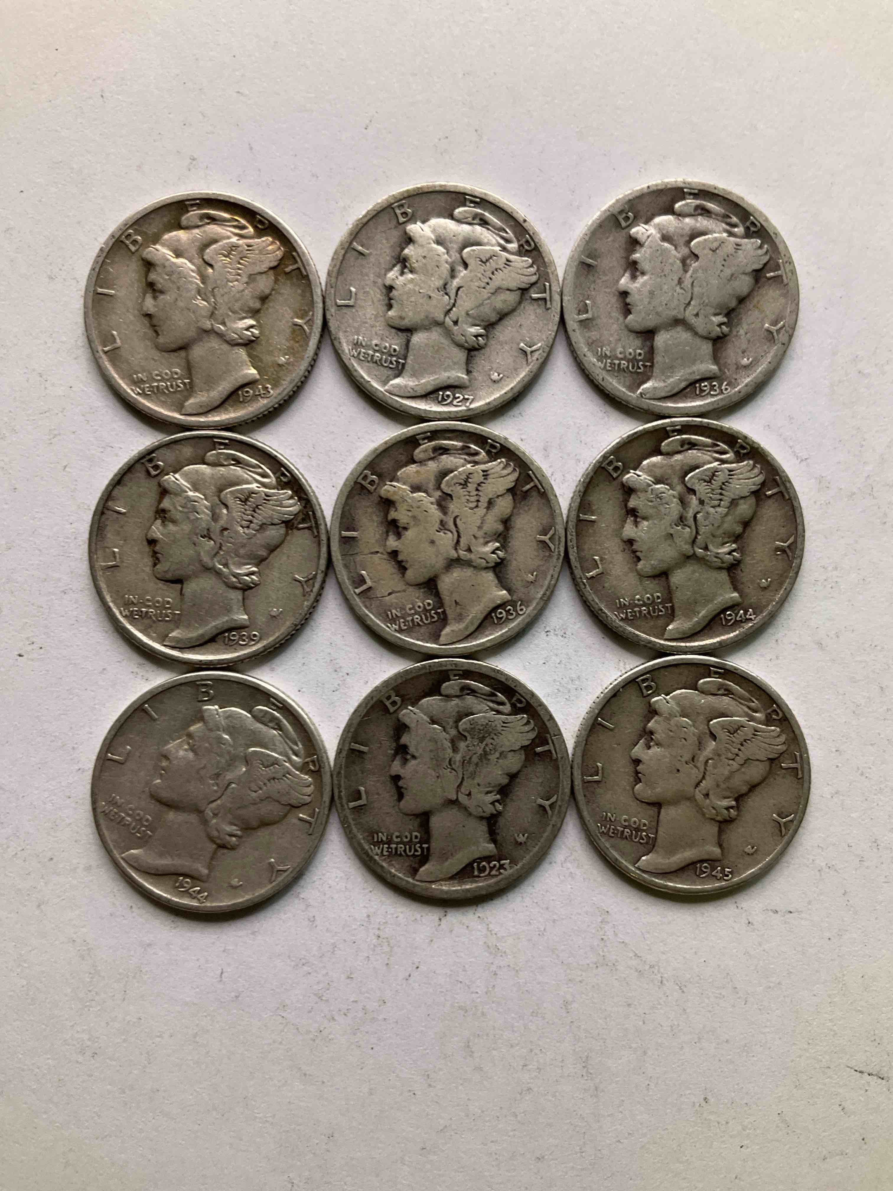 Antique U.S. Pure Fine Silver Mercury Dimes! Silver Mercury Dimes Were Minted From 1916-1945 & Have Become Serious Collector Items! Check Out These Awesome Examples, All In Nice, Circulated Condition With Visible Dates & Varying Years! Rare To Have Visible Dates! Makes For A Great Investment In Precious Metals, Mercury Dimes Are 90% Pure Fine Silver! They Don't Make Em' Like This Anymore!
