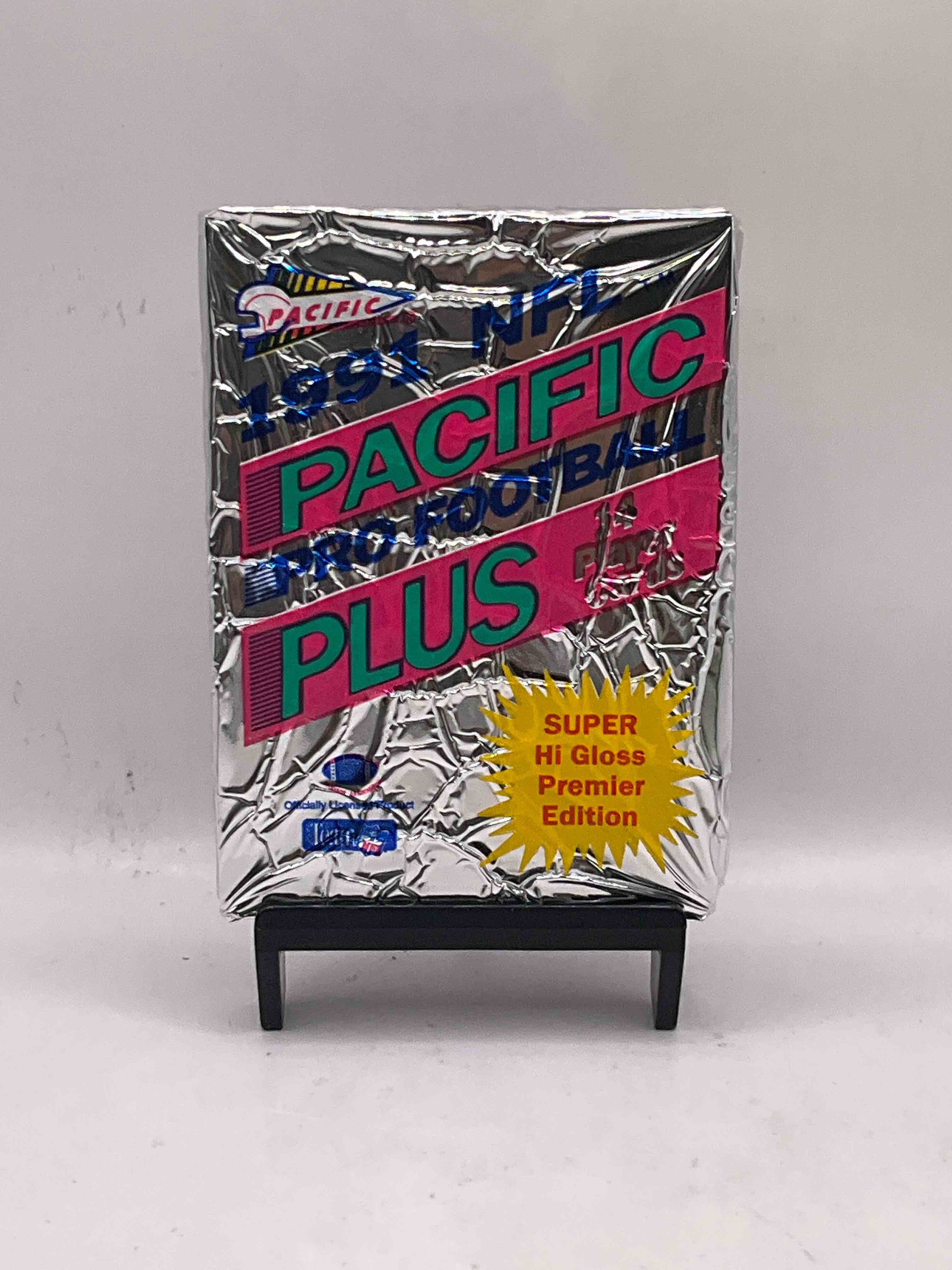 1991 Pacific Football, Something You Hardly Ever See! 1991 Pacific Football Sealed Card Pack, Direct From Original Retail Case. Search For Brett Favre Rookie, Early Barry Sanders, Jerry Rice & So Much More! Hard To Find!