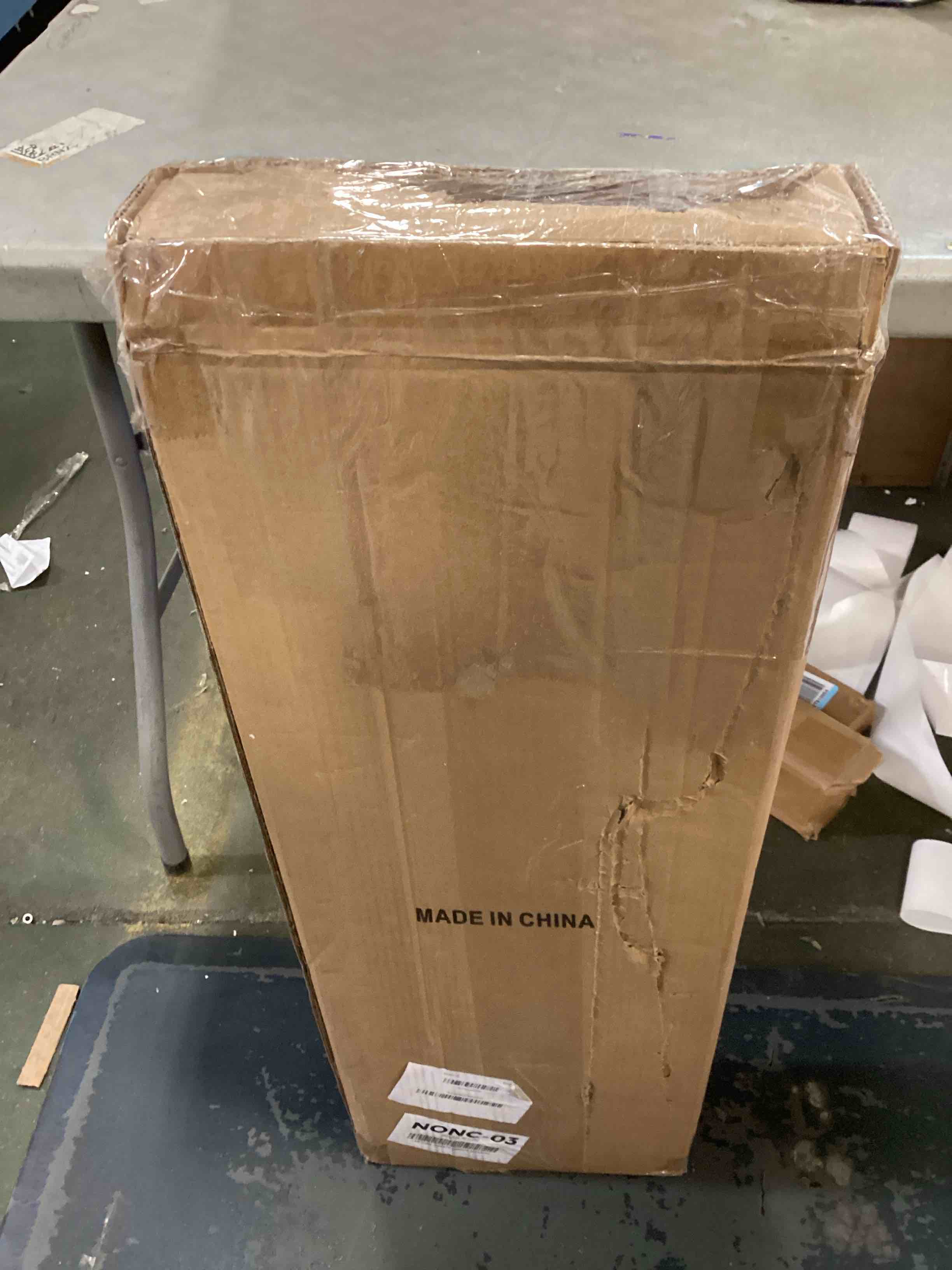 https://s3.amazonaws.com/lotting-images-prod/bidfta/GRA2278991_1740499679892.jpeg