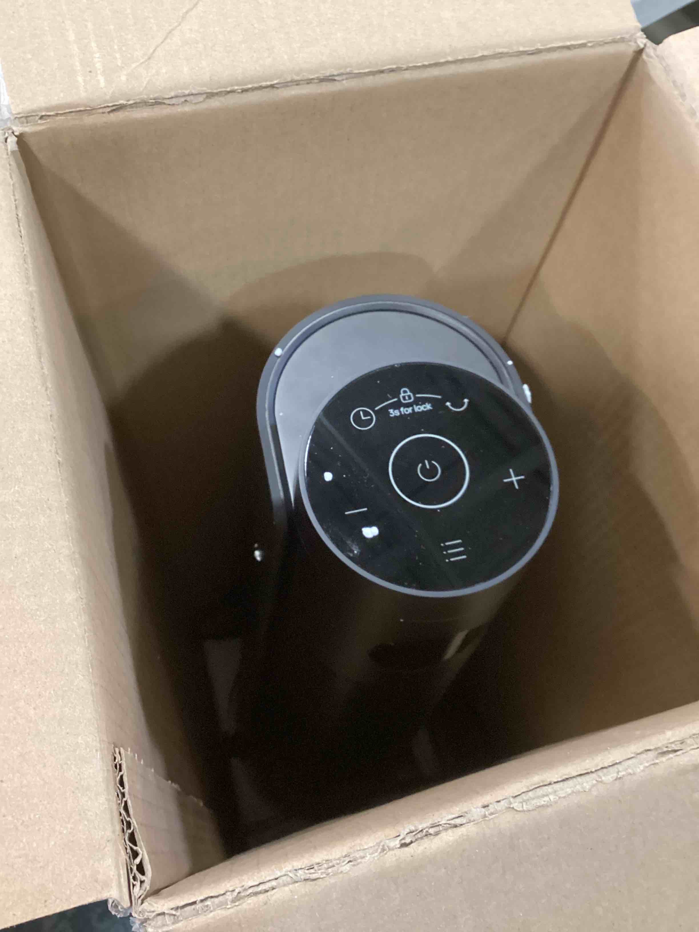 https://s3.amazonaws.com/lotting-images-prod/bidfta/GRA2279321_1740596045588.jpeg