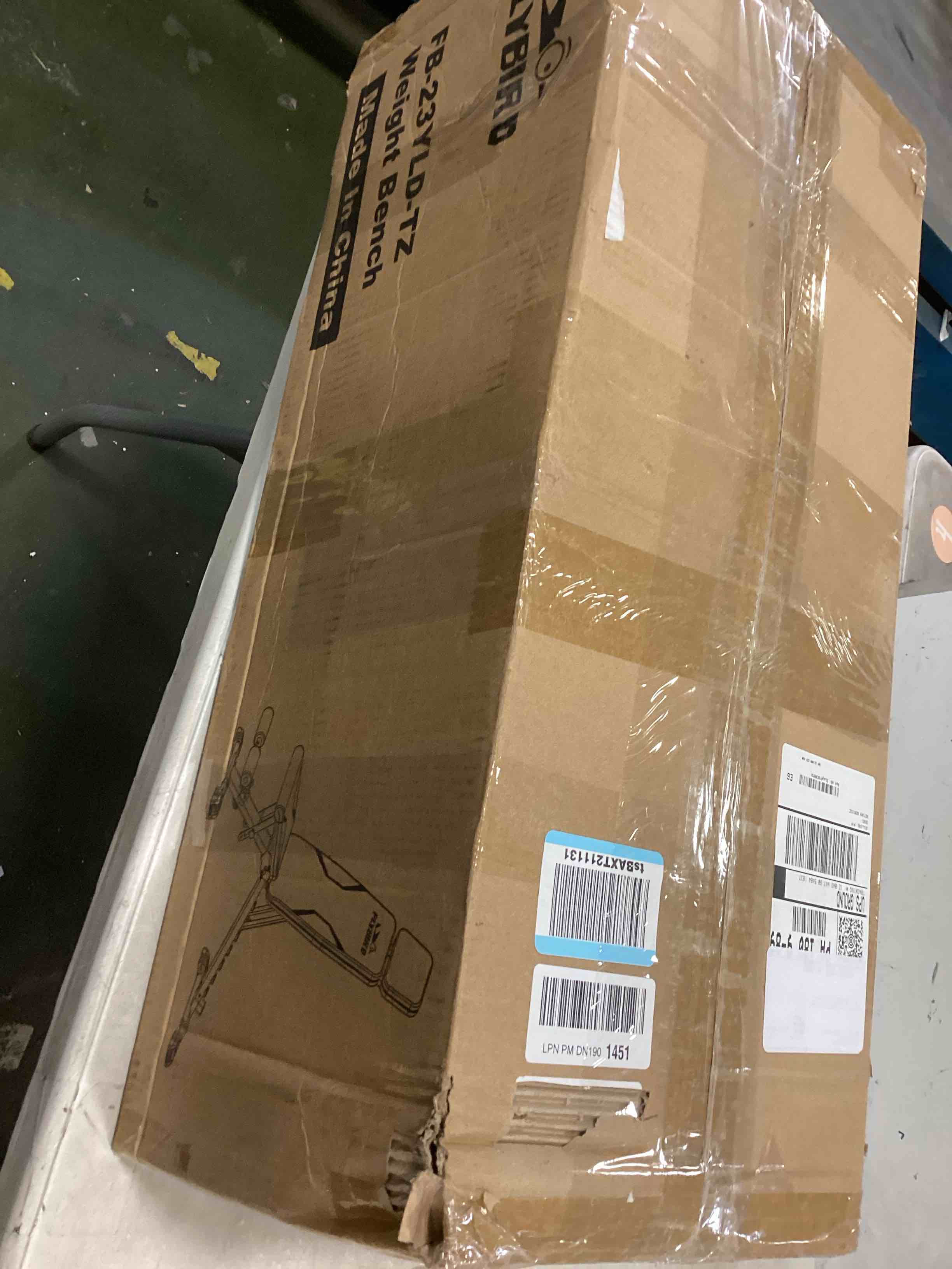 https://s3.amazonaws.com/lotting-images-prod/bidfta/GRA2279746_1740677440015.jpeg