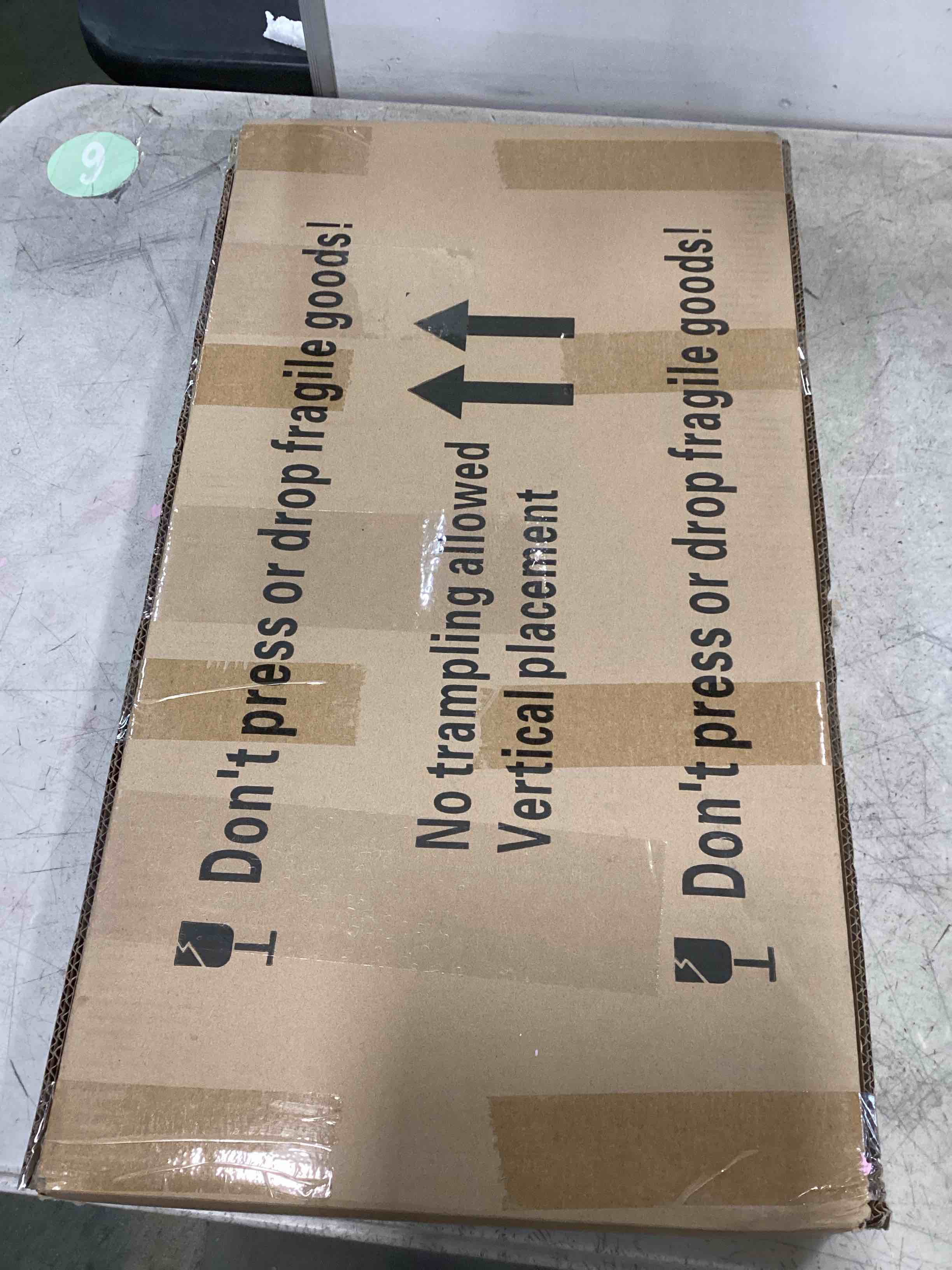 https://s3.amazonaws.com/lotting-images-prod/bidfta/GRA2280331_1741181052227.jpeg