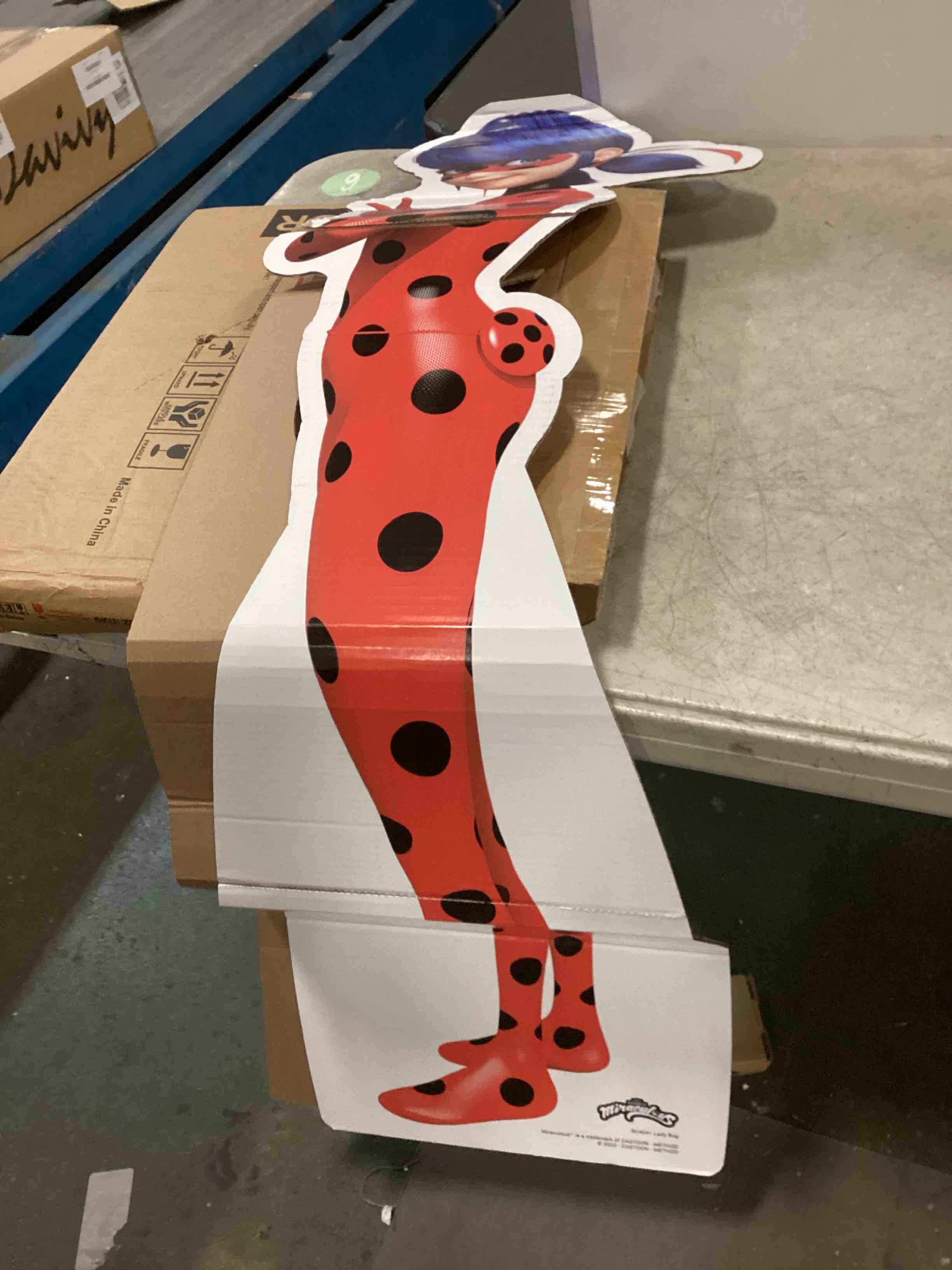 https://s3.amazonaws.com/lotting-images-prod/bidfta/GRA2280559_1741209297895.jpeg