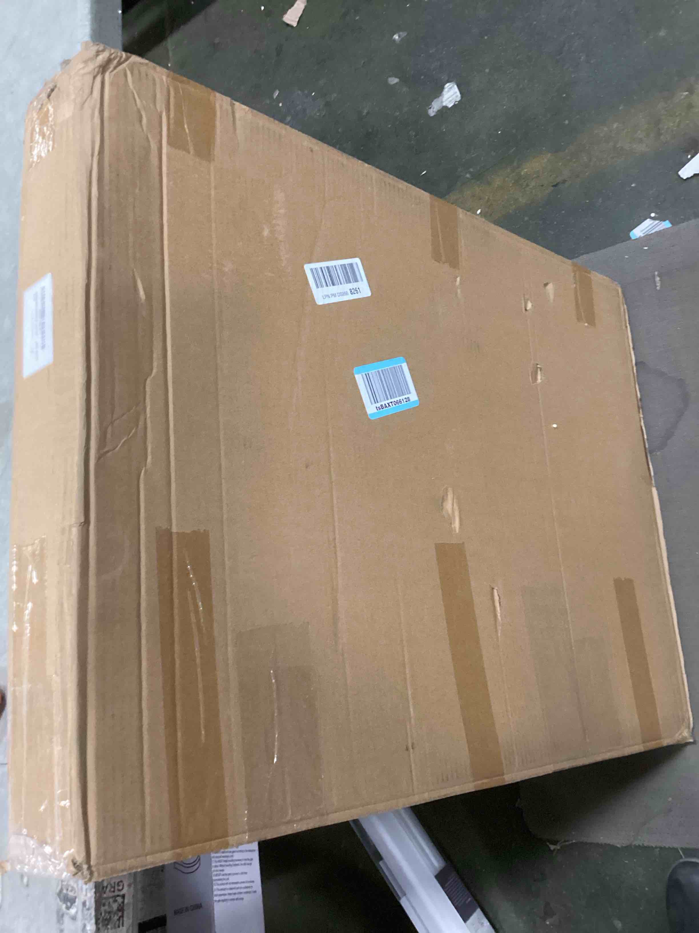 https://s3.amazonaws.com/lotting-images-prod/bidfta/GRA2280734_1741281145231.jpeg