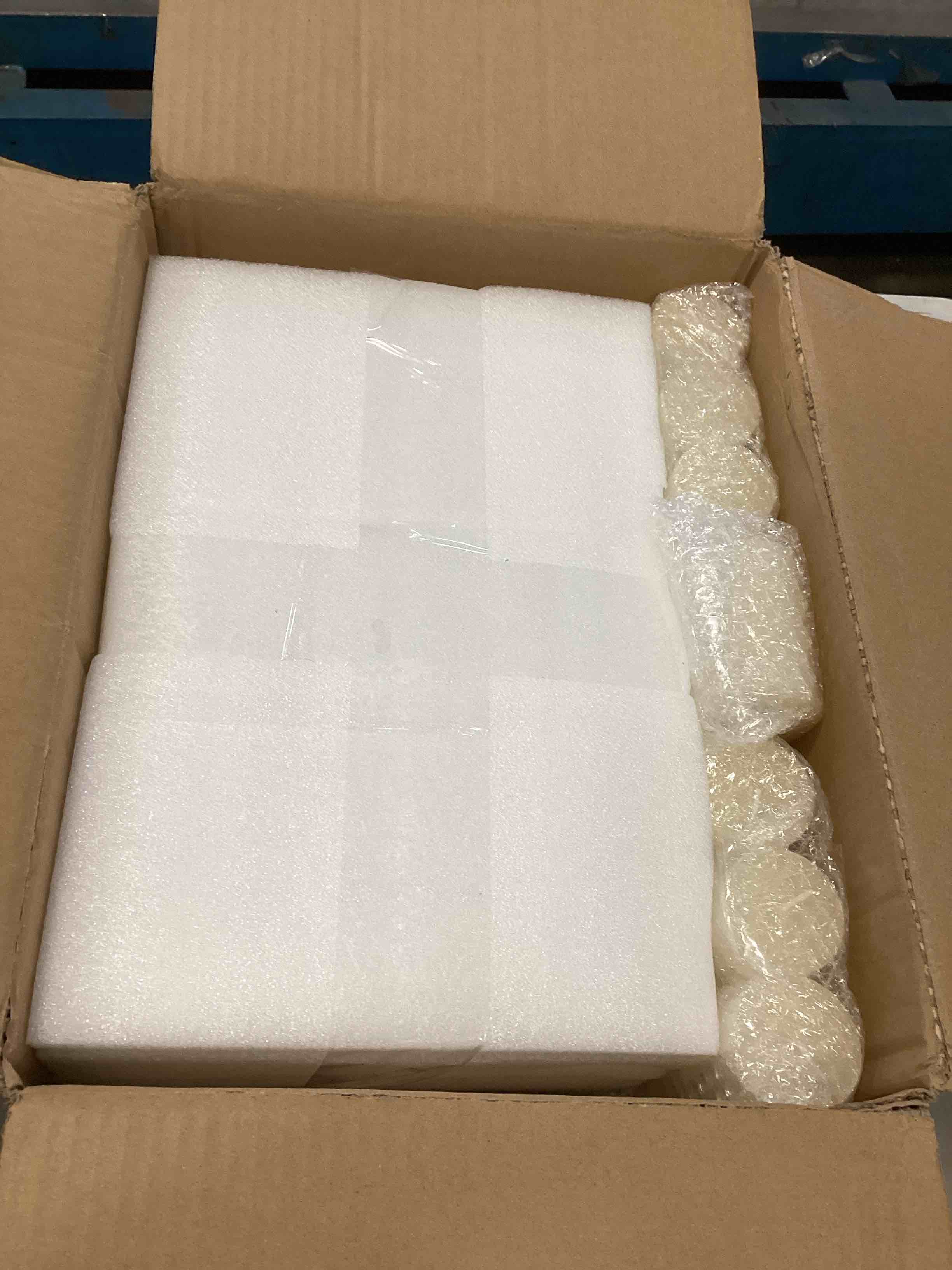 https://s3.amazonaws.com/lotting-images-prod/bidfta/GRA2281130_1739984208019.jpeg