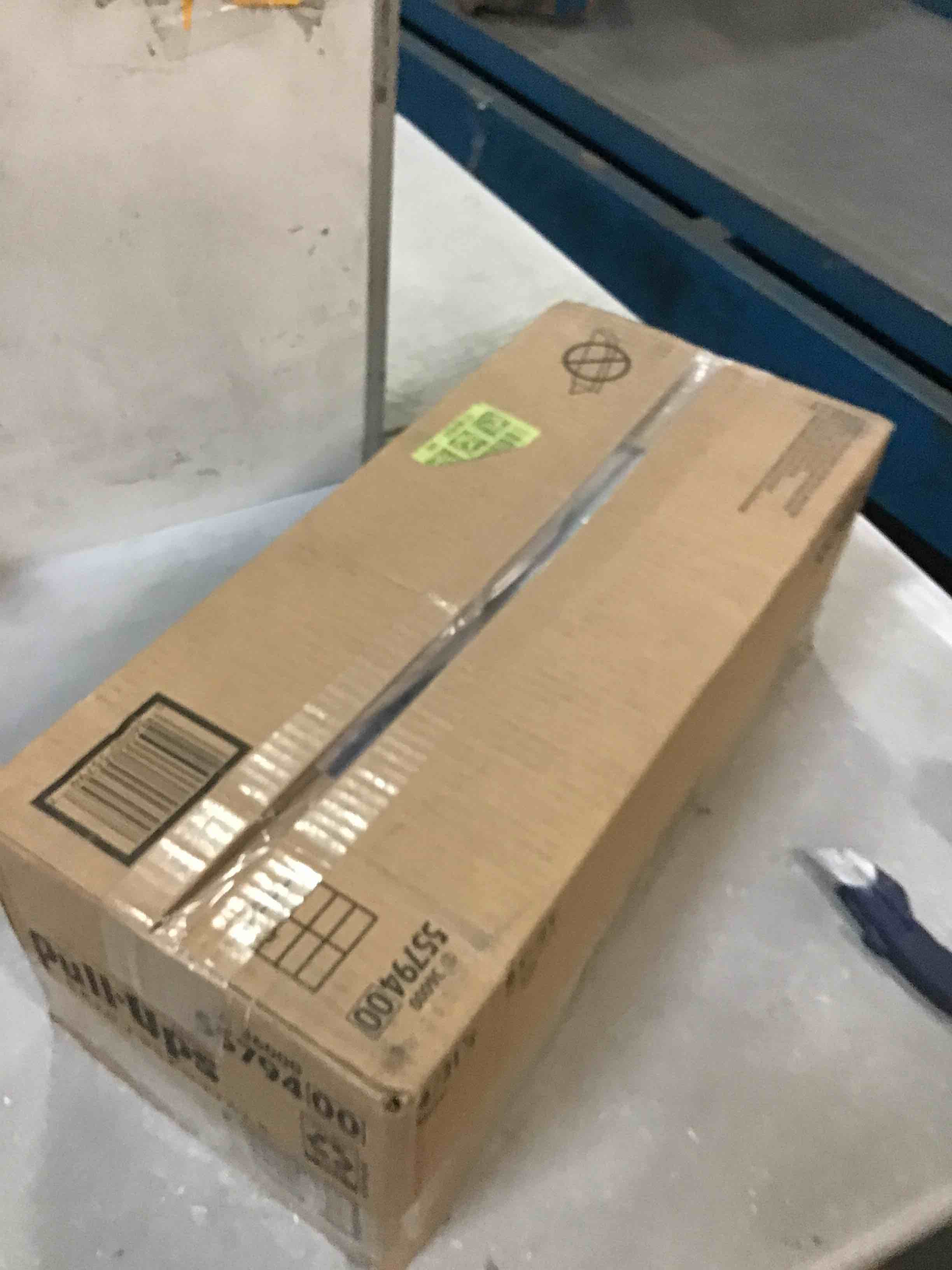 https://s3.amazonaws.com/lotting-images-prod/bidfta/GRA2281777_1740508114514.jpeg