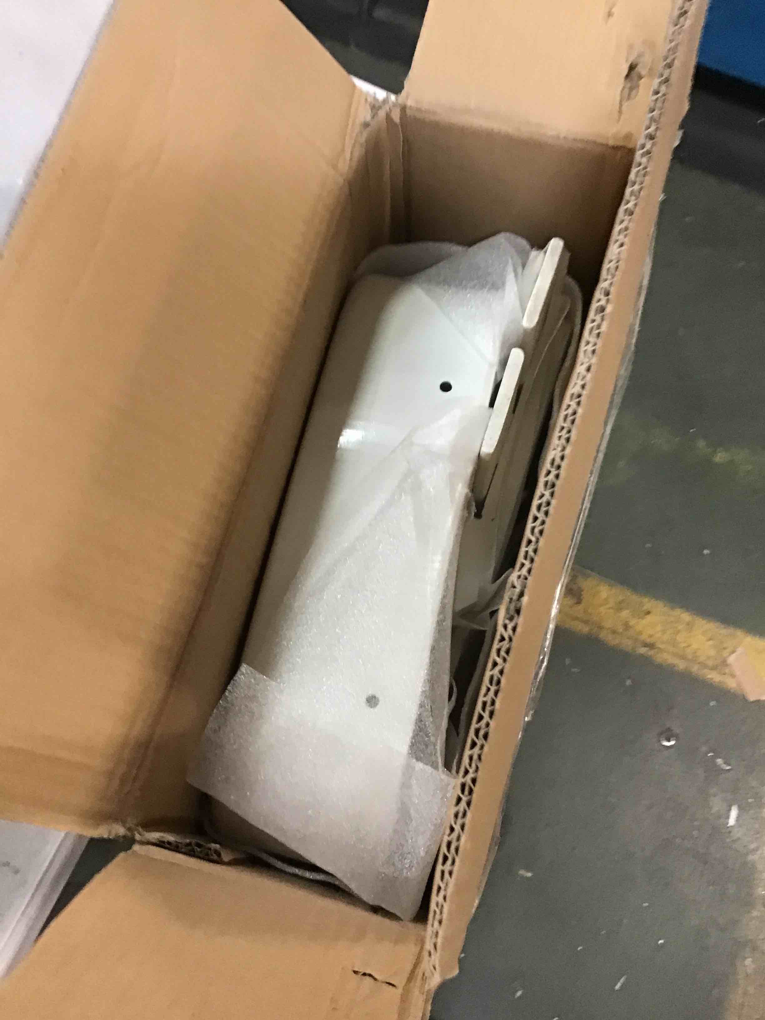 https://s3.amazonaws.com/lotting-images-prod/bidfta/GRA2281784_1740508753982.jpeg