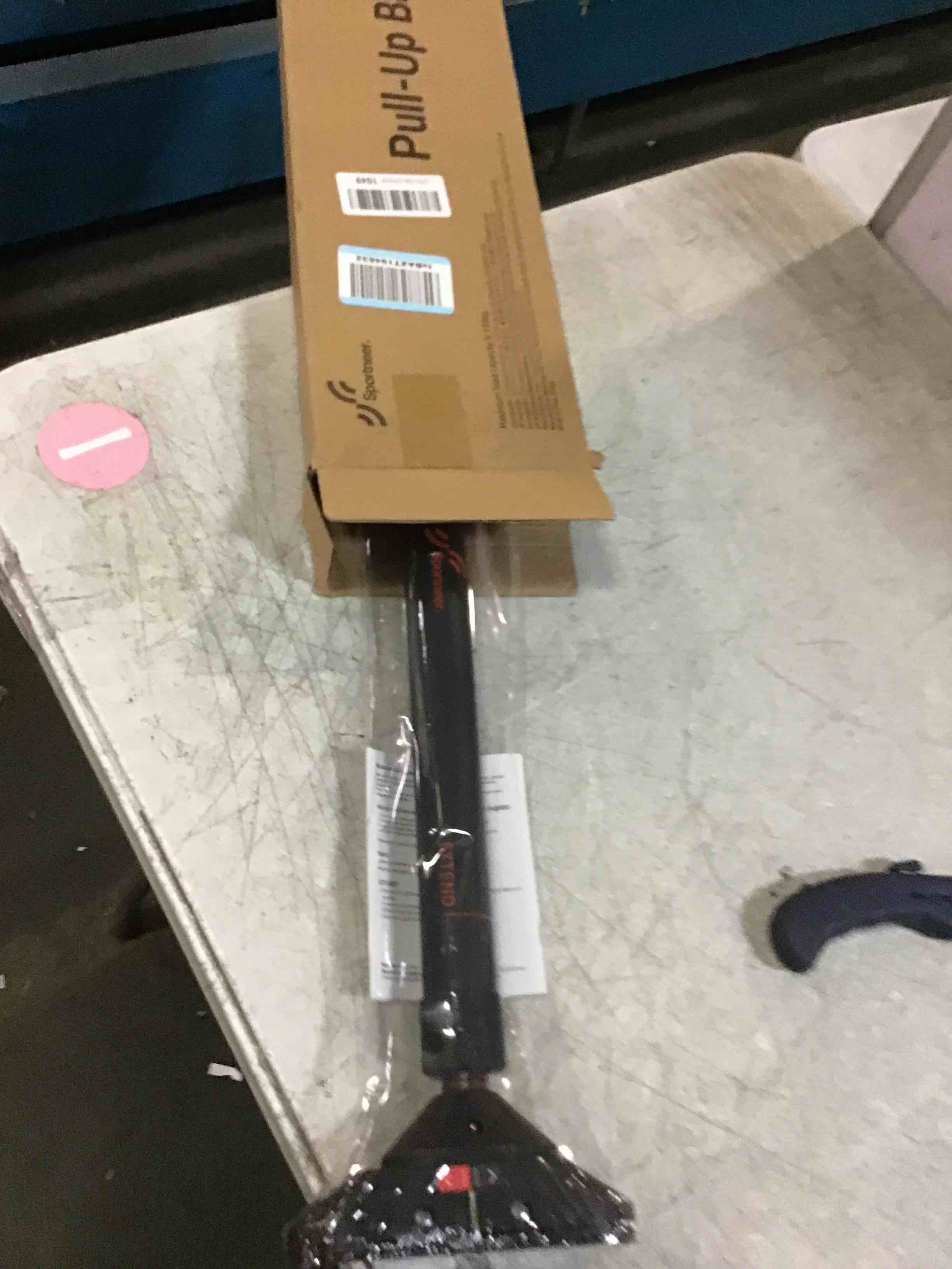 https://s3.amazonaws.com/lotting-images-prod/bidfta/GRA2281900_1740579127870.jpeg
