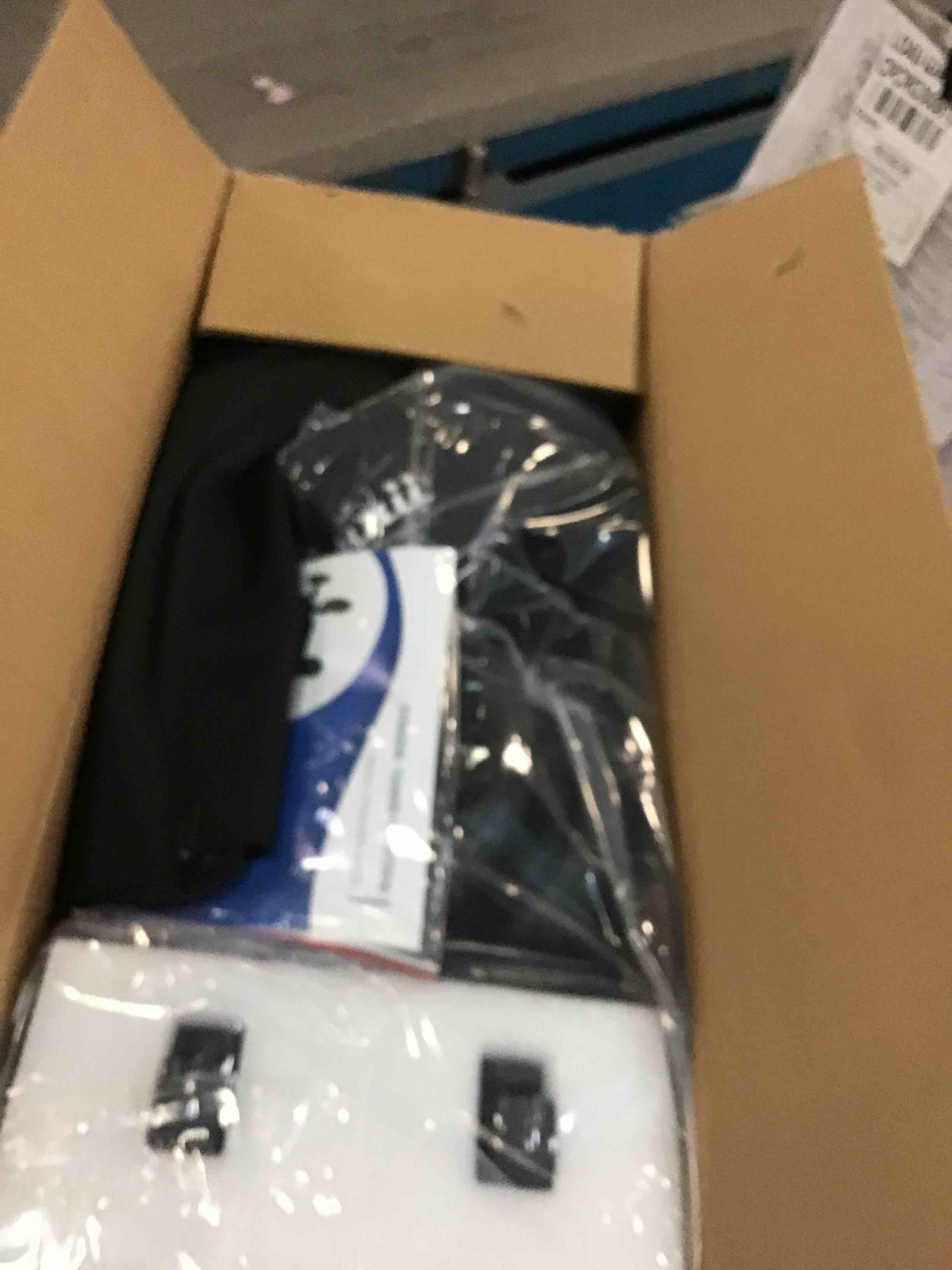 https://s3.amazonaws.com/lotting-images-prod/bidfta/GRA2282058_1740597954214.jpeg