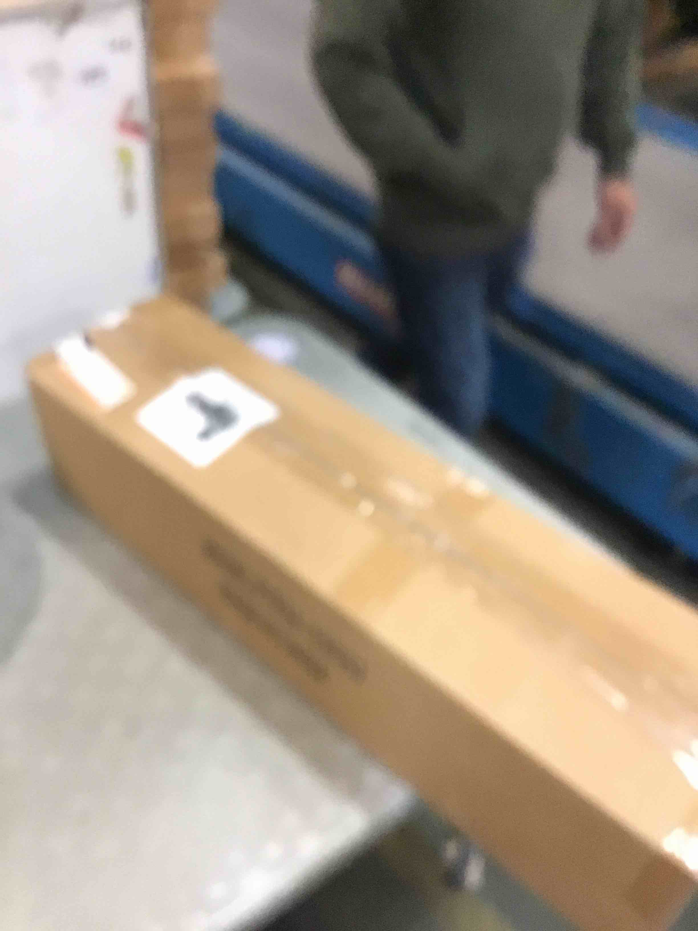 https://s3.amazonaws.com/lotting-images-prod/bidfta/GRA2282140_1740661568912.jpeg