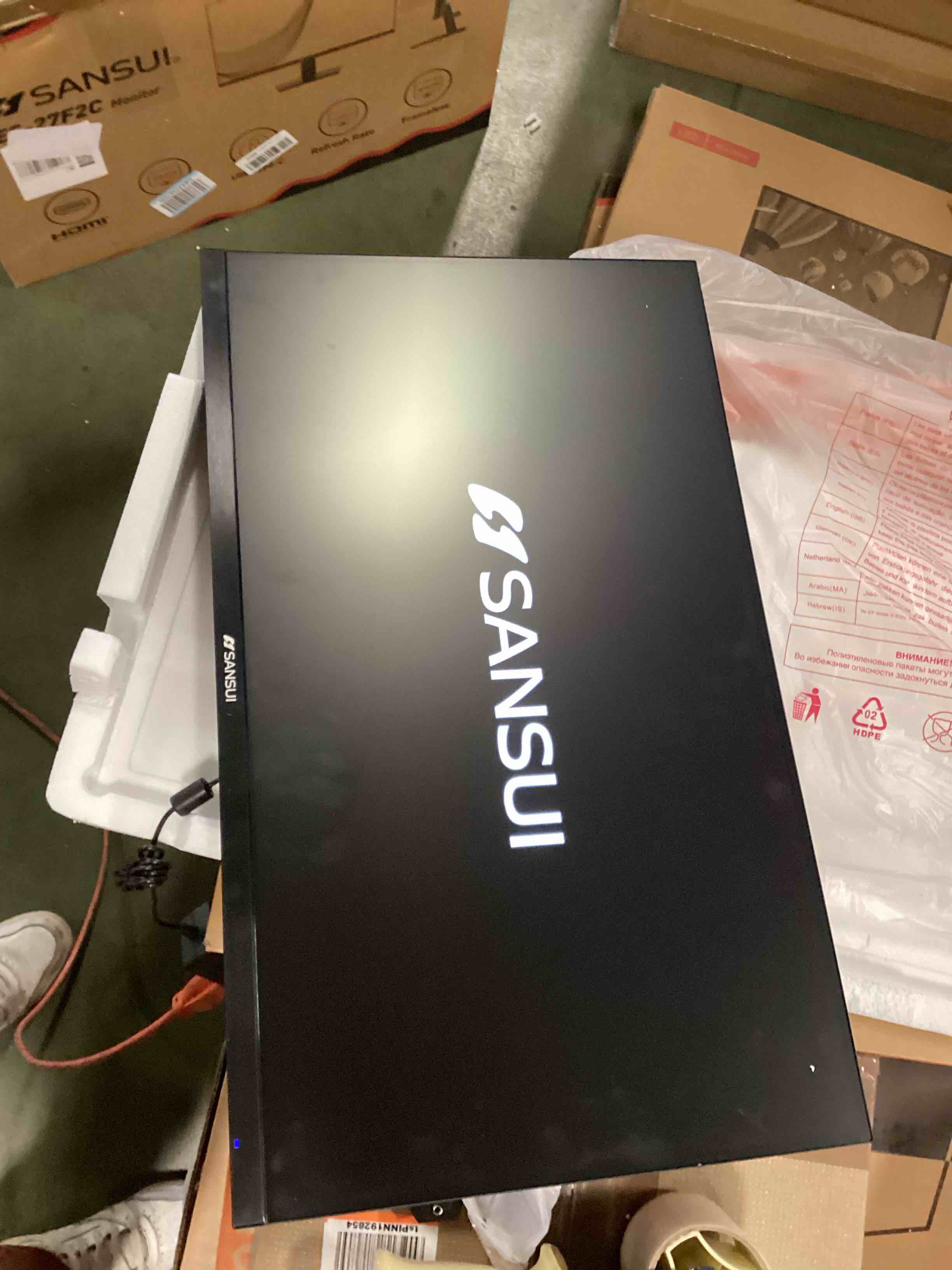 https://s3.amazonaws.com/lotting-images-prod/bidfta/GRA2282548_1741017097983.jpeg