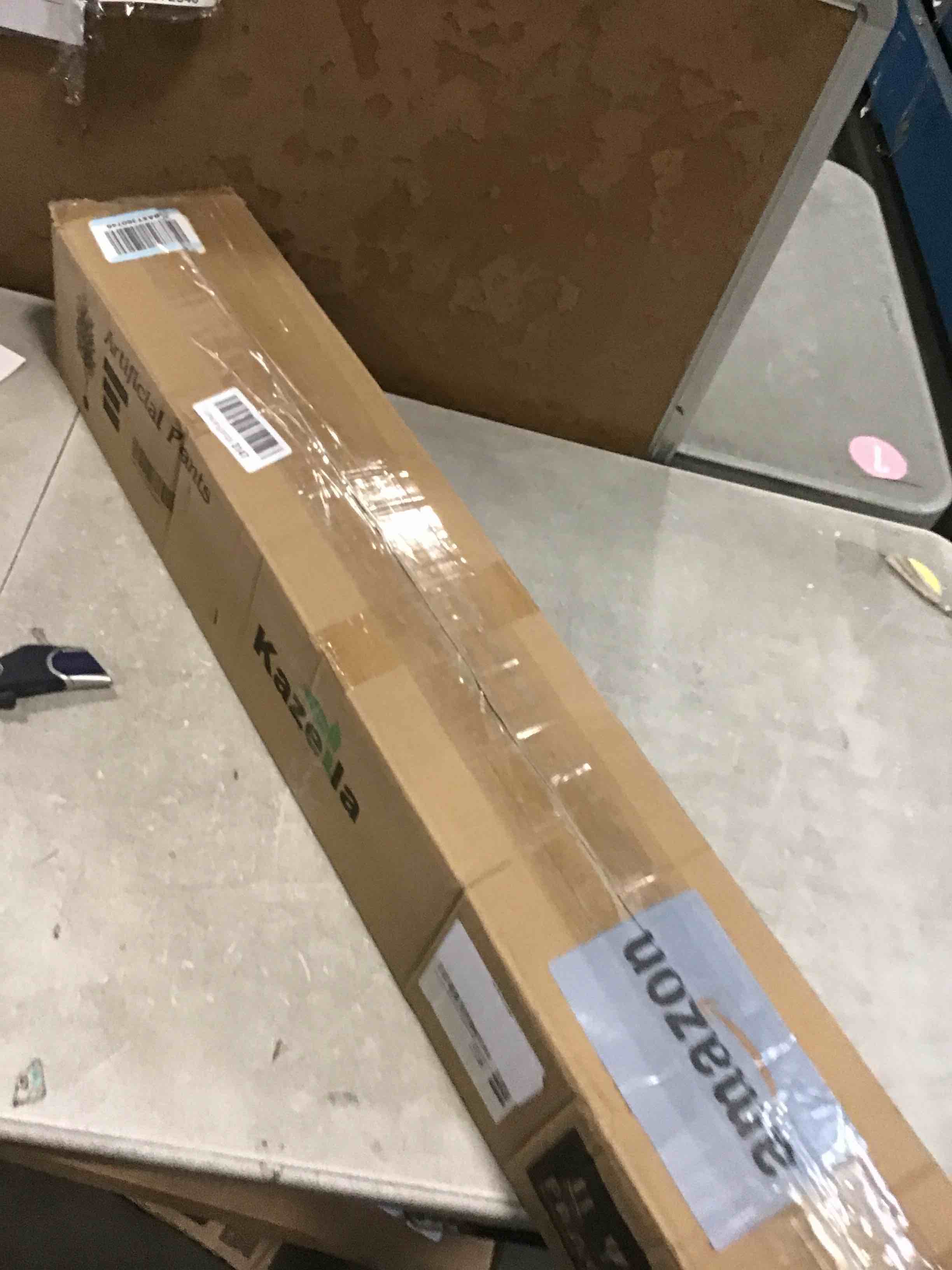 https://s3.amazonaws.com/lotting-images-prod/bidfta/GRA2282726_1741181922060.jpeg