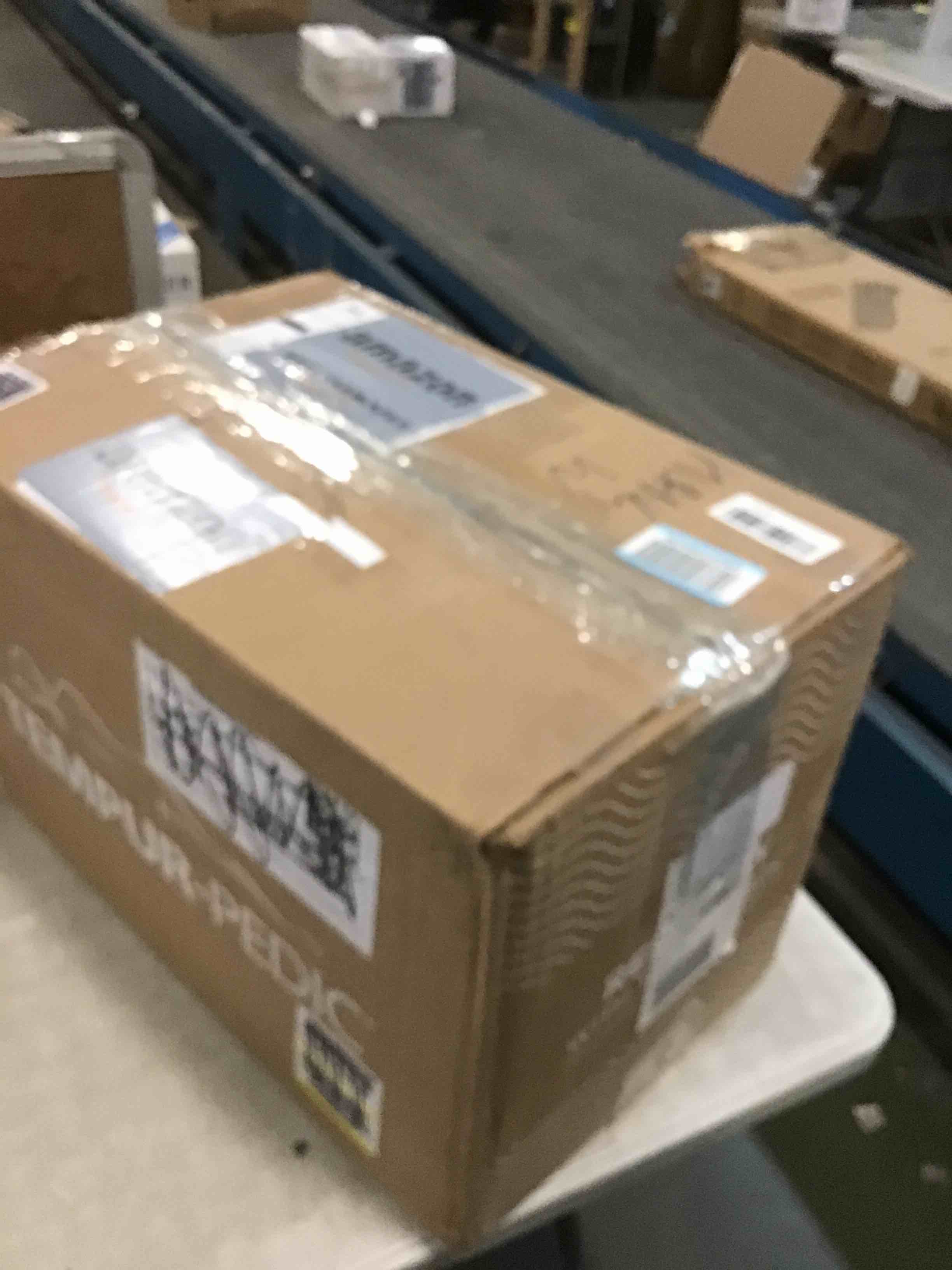 https://s3.amazonaws.com/lotting-images-prod/bidfta/GRA2282798_1741189642760.jpeg