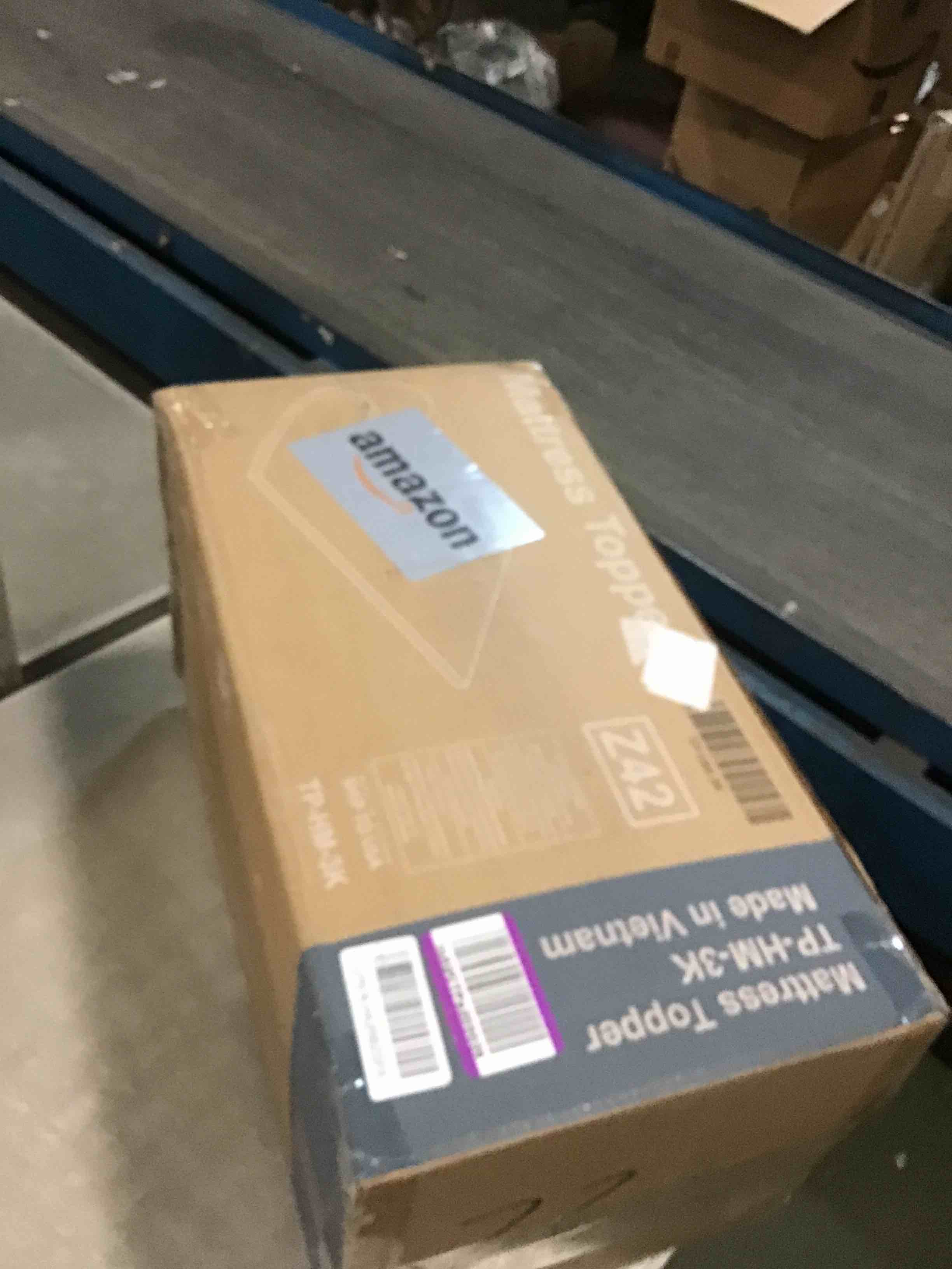 https://s3.amazonaws.com/lotting-images-prod/bidfta/GRA2282885_1741199903907.jpeg