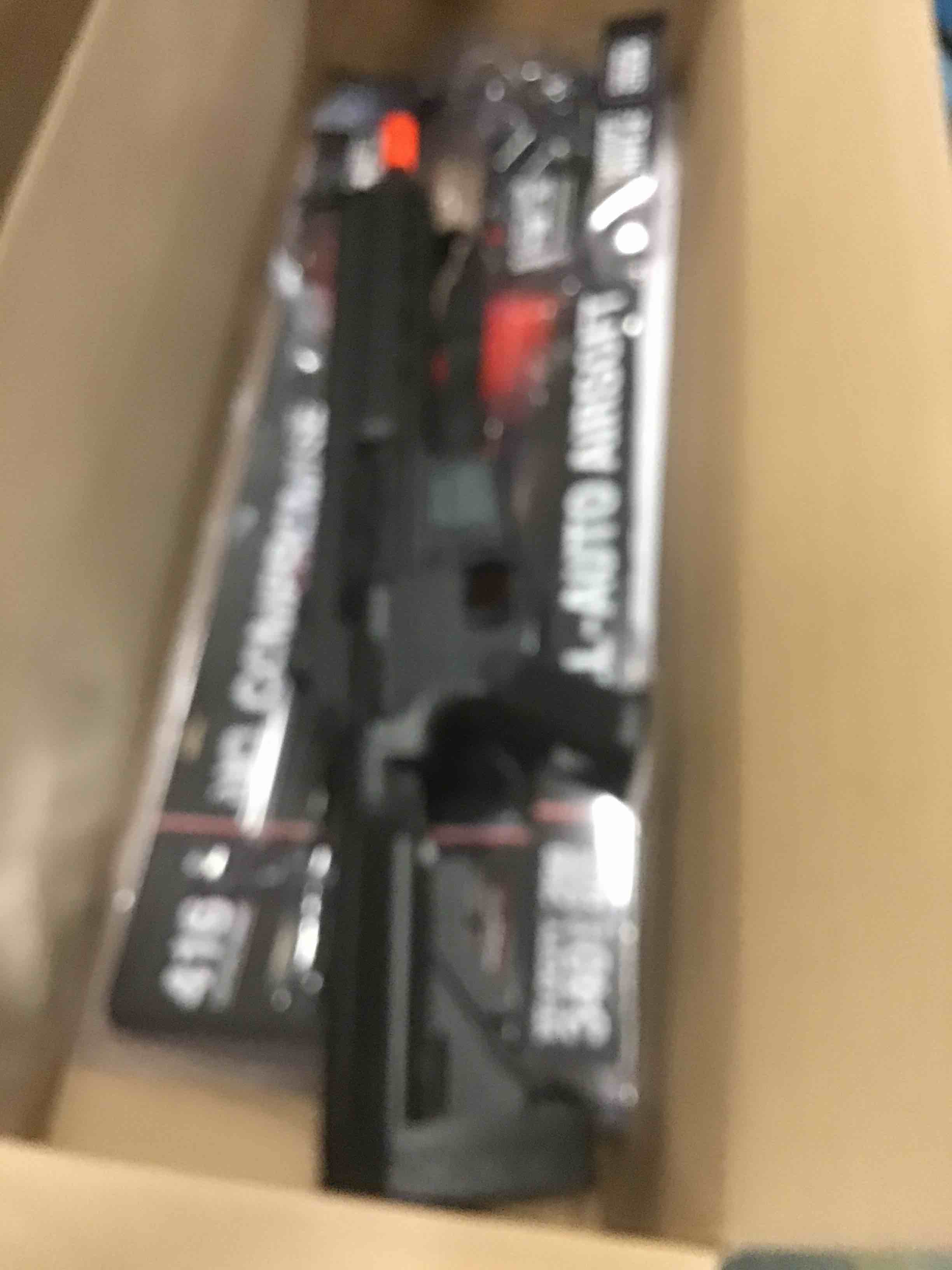 https://s3.amazonaws.com/lotting-images-prod/bidfta/GRA2283024_1741358435618.jpeg