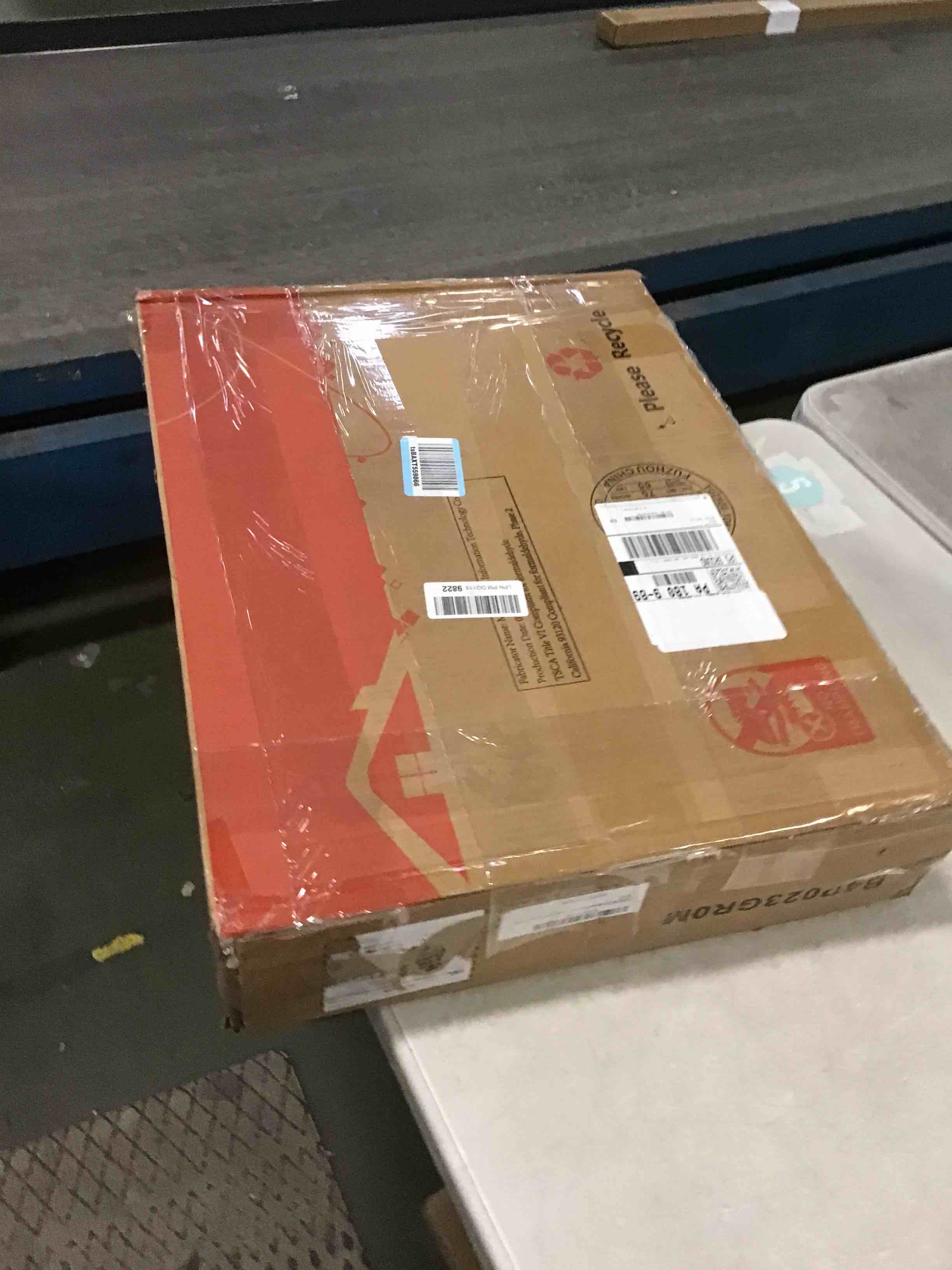 https://s3.amazonaws.com/lotting-images-prod/bidfta/GRA2283571_1741956257802.jpeg