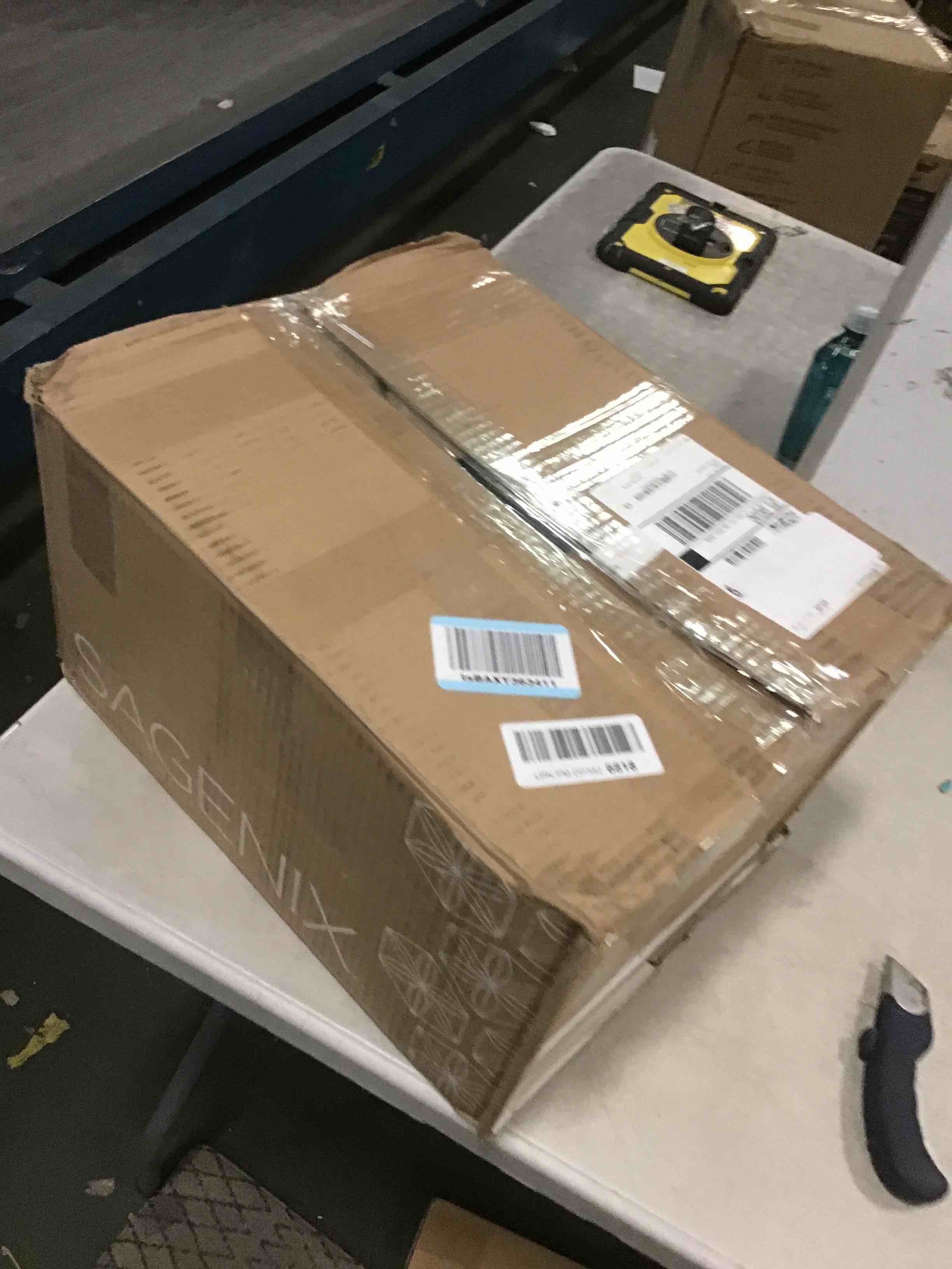 https://s3.amazonaws.com/lotting-images-prod/bidfta/GRA2283605_1741959311984.jpeg