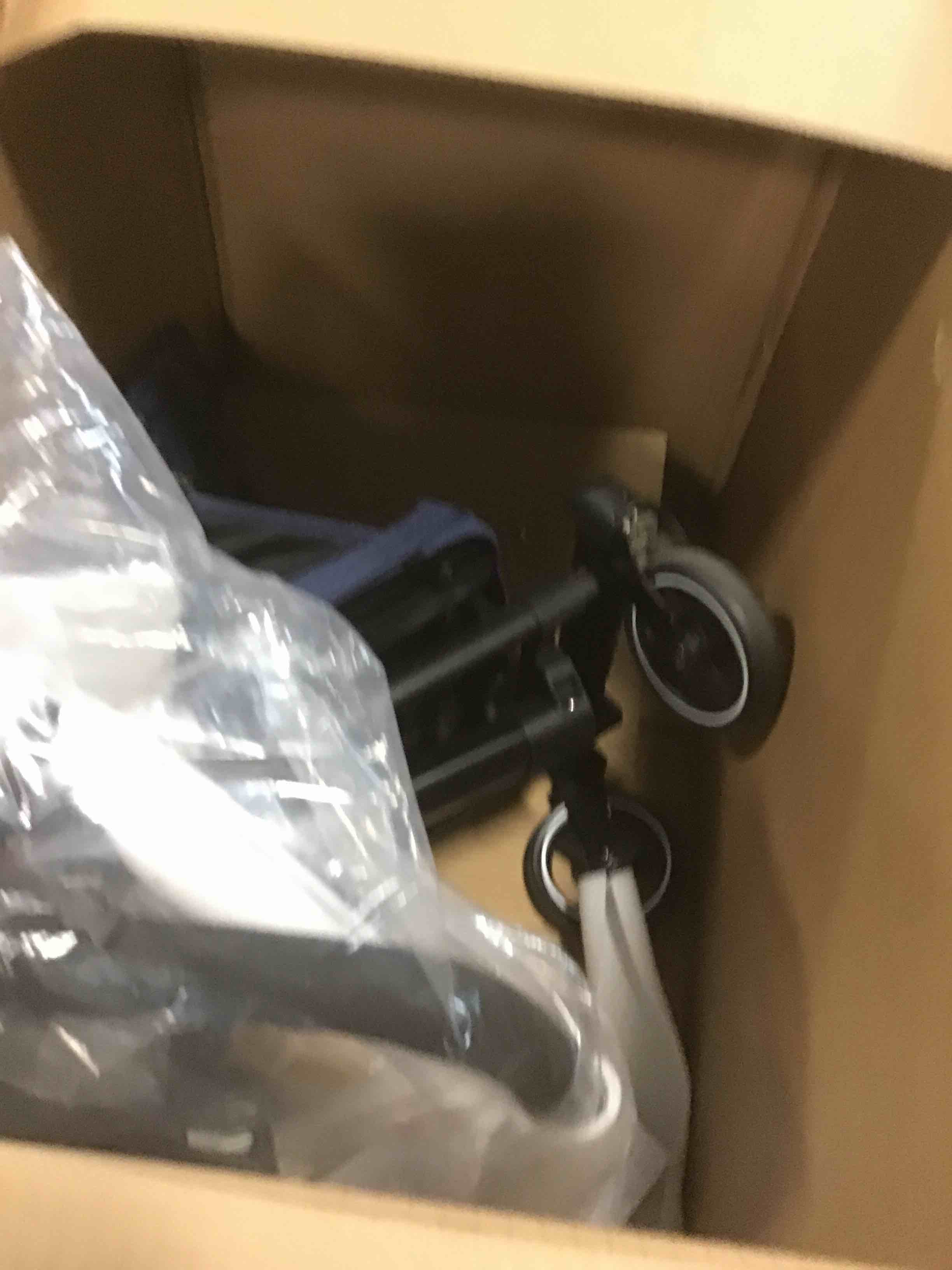 https://s3.amazonaws.com/lotting-images-prod/bidfta/GRA2283831_1742226909859.jpeg