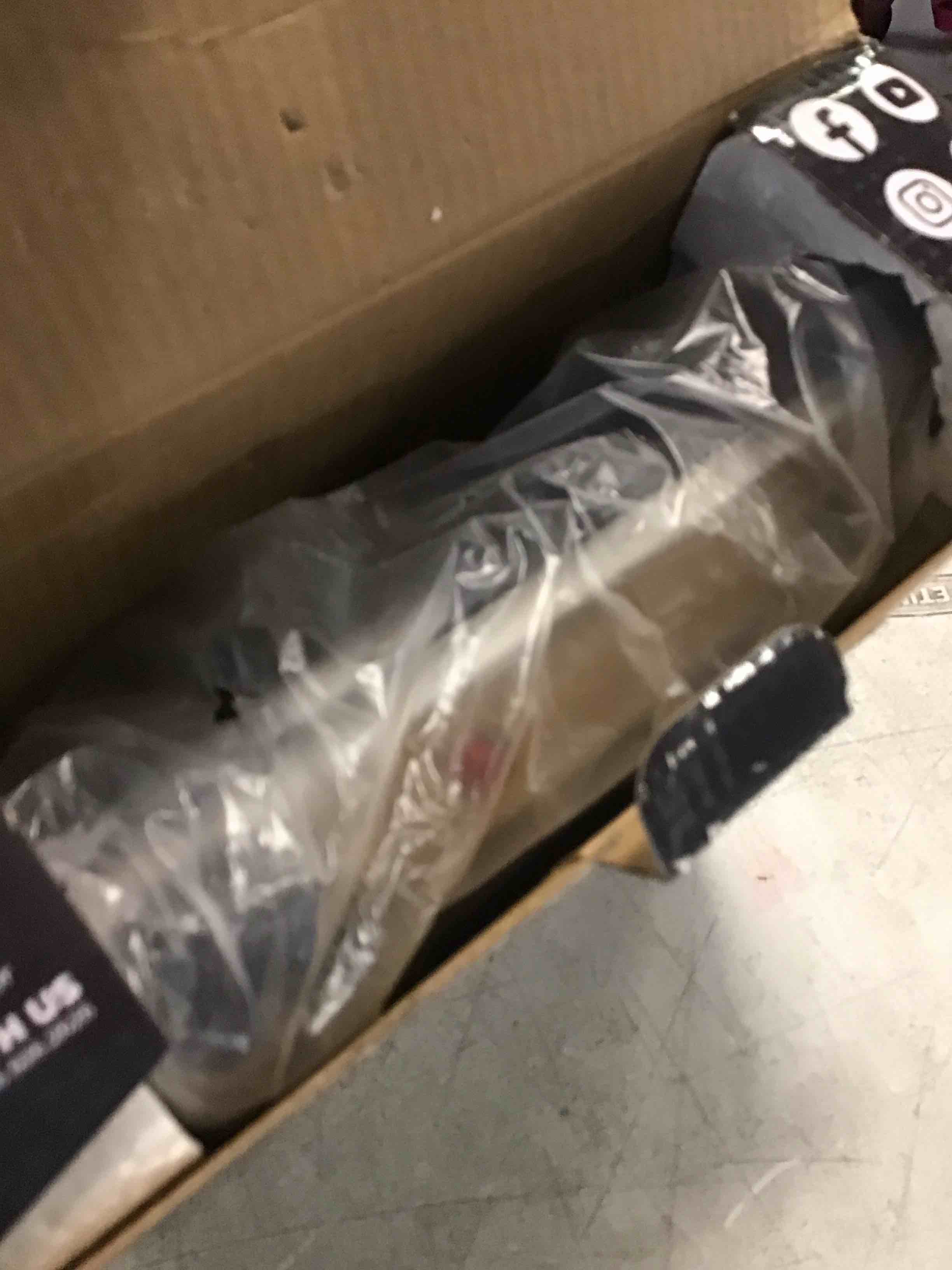 https://s3.amazonaws.com/lotting-images-prod/bidfta/GRA2284035_1741711106028.jpeg