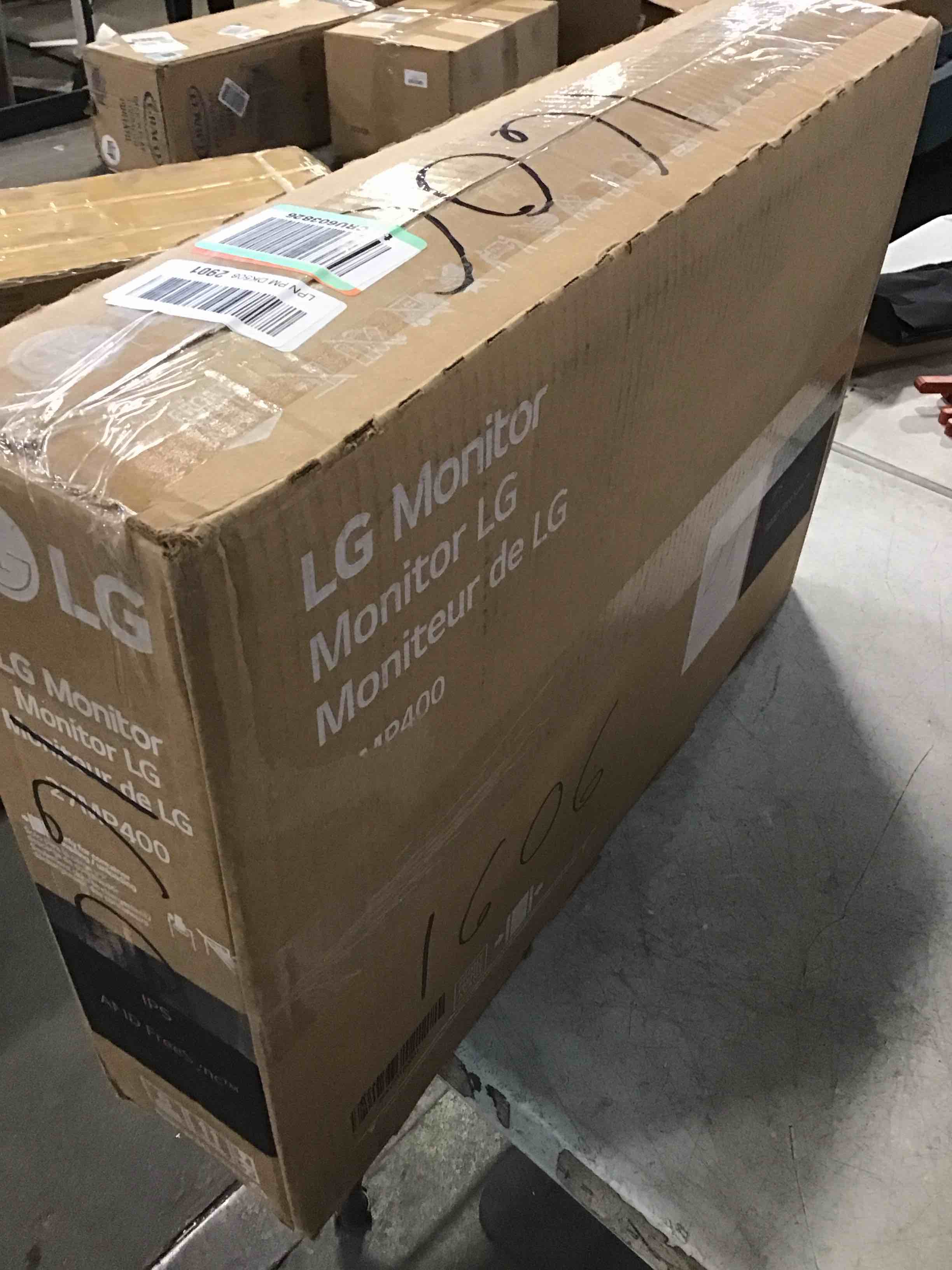 https://s3.amazonaws.com/lotting-images-prod/bidfta/GRA2284523_1741888223226.jpeg