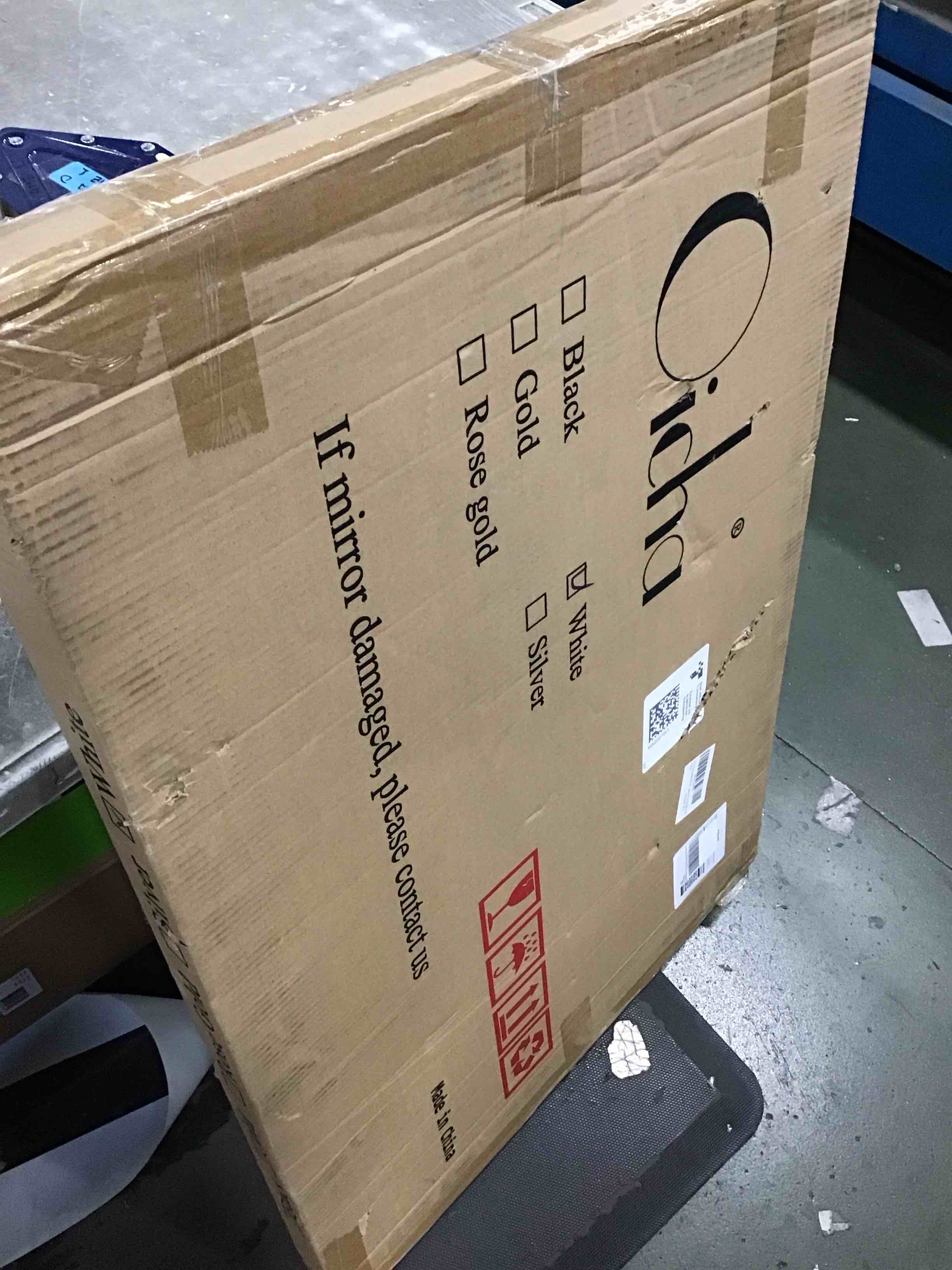 https://s3.amazonaws.com/lotting-images-prod/bidfta/GRA2285596_1742484861679.jpeg
