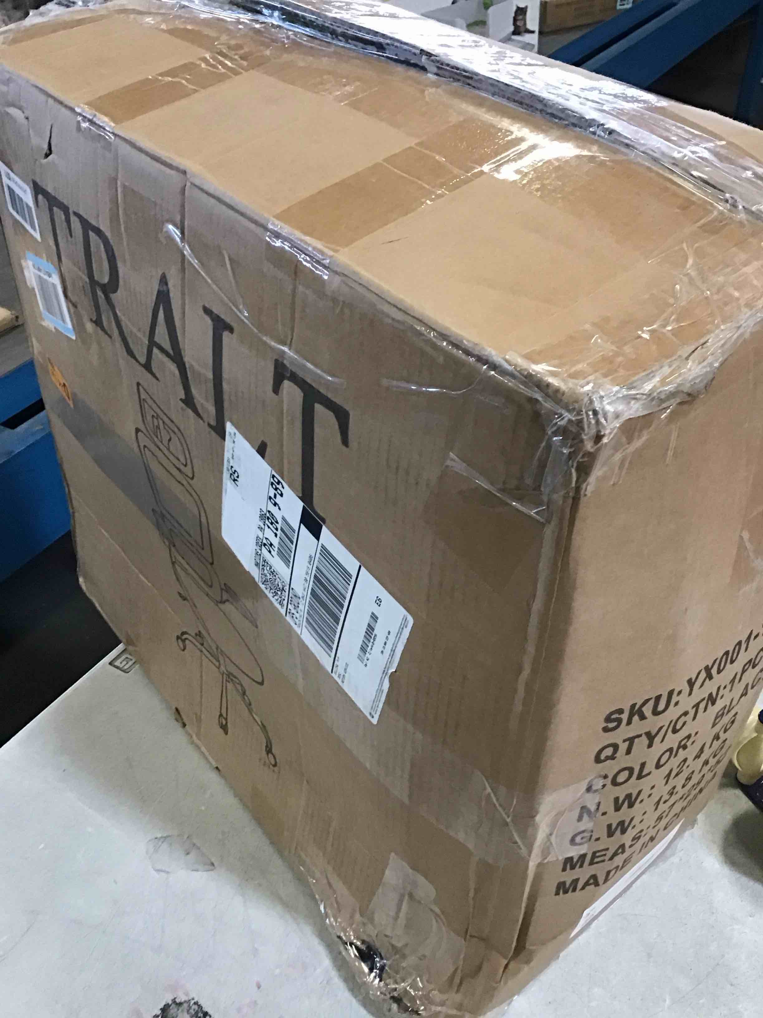 https://s3.amazonaws.com/lotting-images-prod/bidfta/GRA2285792_1742571345818.jpeg