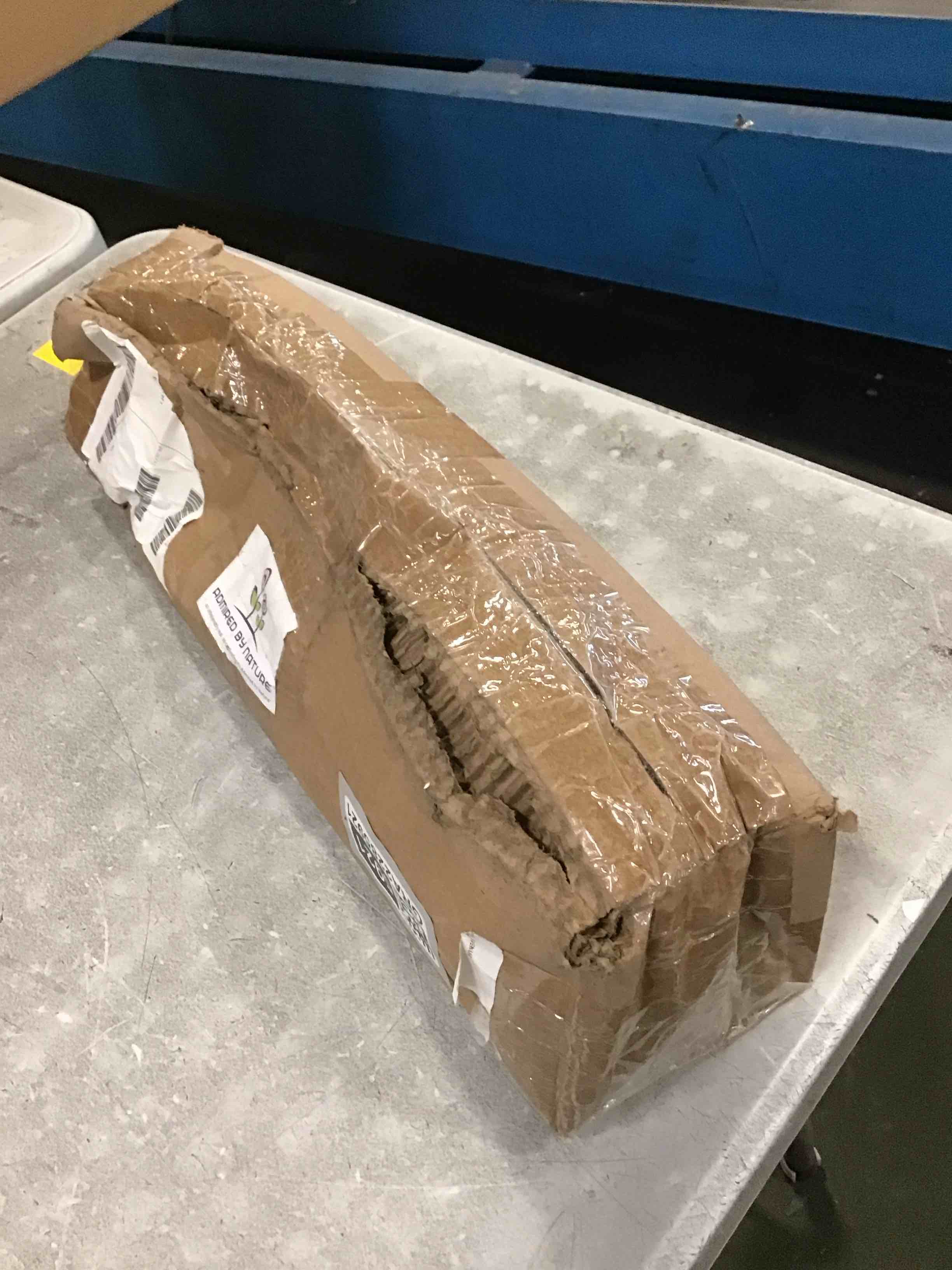 https://s3.amazonaws.com/lotting-images-prod/bidfta/GRA2285921_1742820559265.jpeg