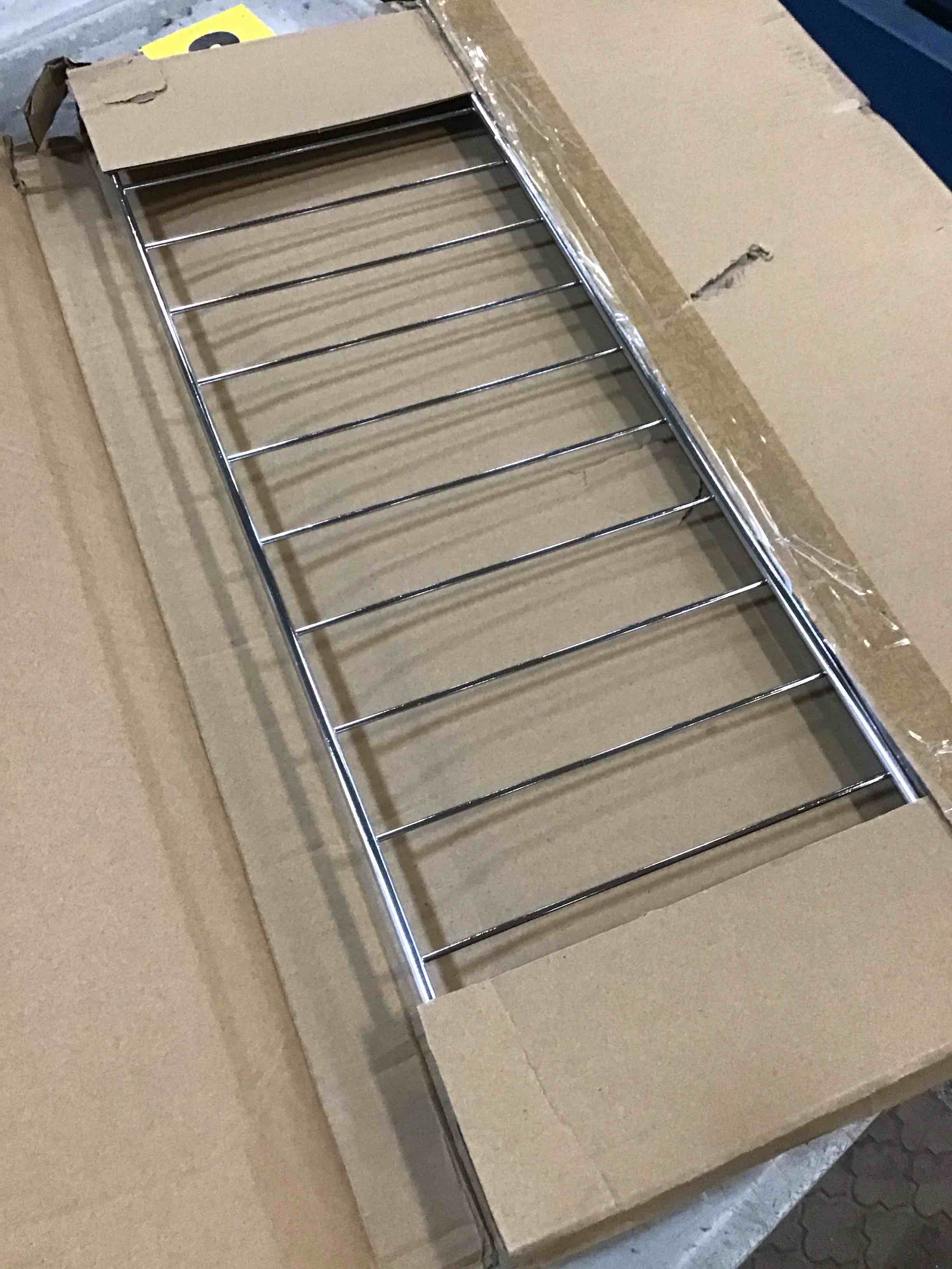 https://s3.amazonaws.com/lotting-images-prod/bidfta/GRA2286652_1743082571568.jpeg