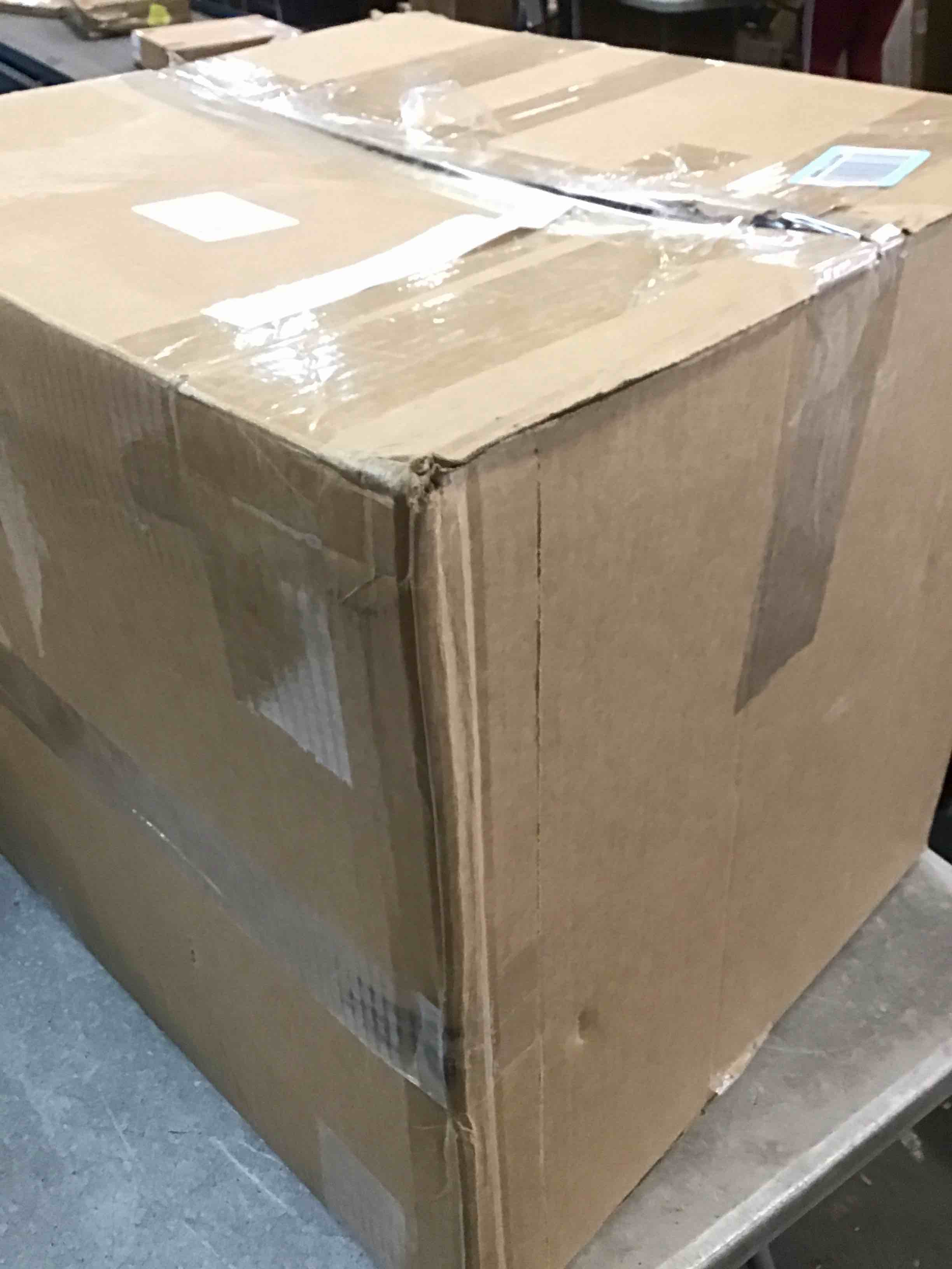 https://s3.amazonaws.com/lotting-images-prod/bidfta/GRA2286751_1743096534874.jpeg