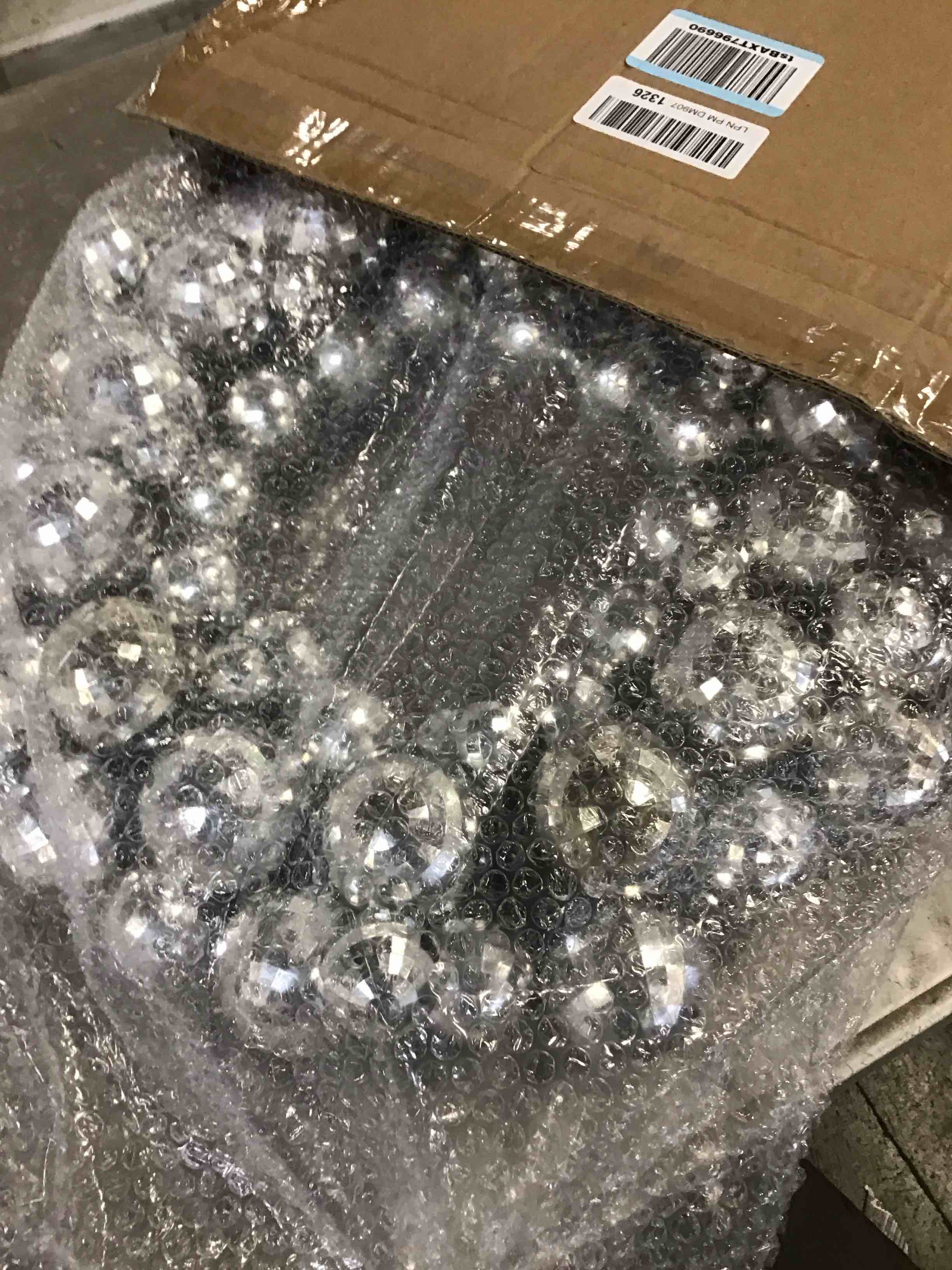 https://s3.amazonaws.com/lotting-images-prod/bidfta/GRA2287458_1738944464071.jpeg