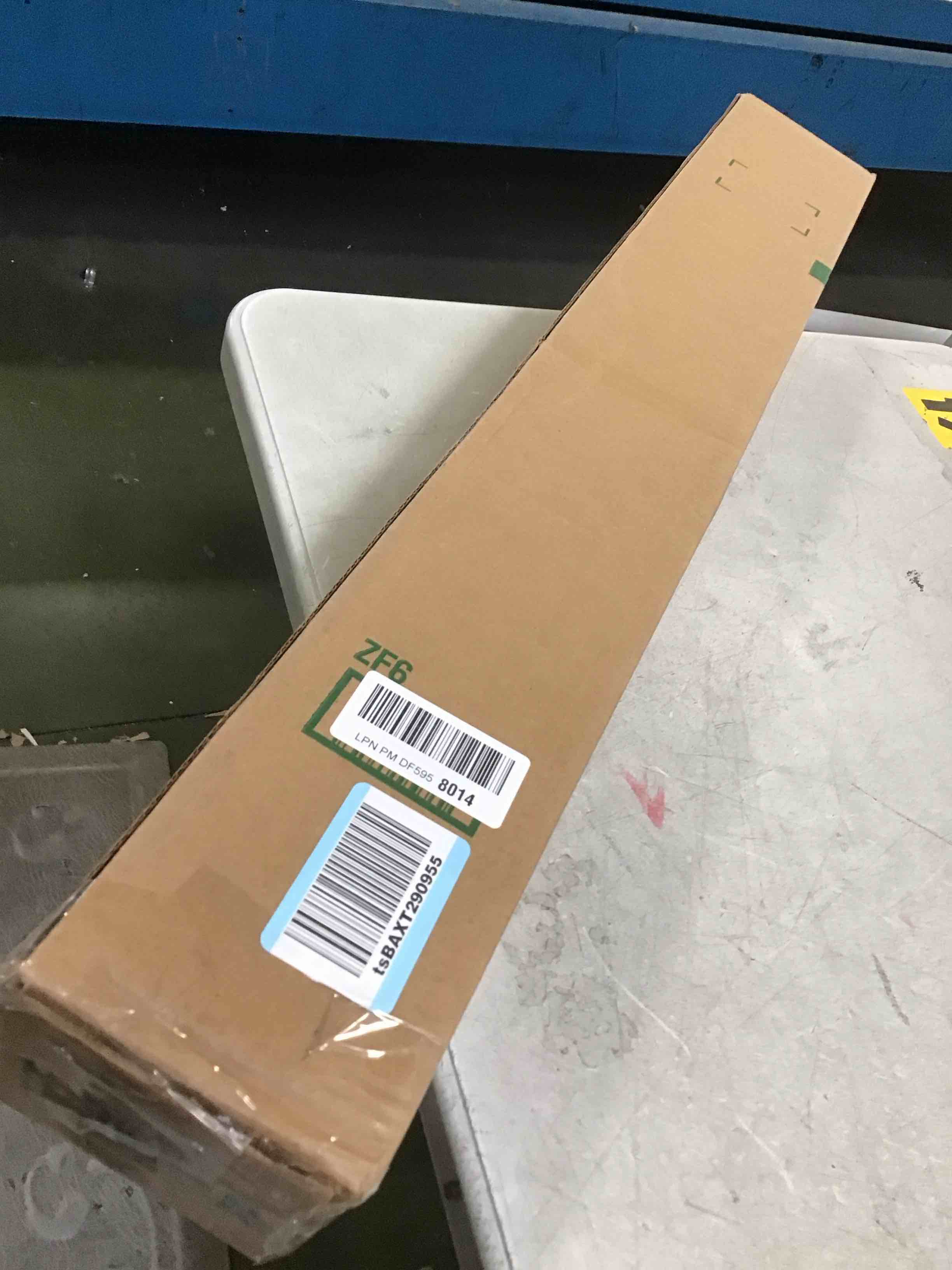 https://s3.amazonaws.com/lotting-images-prod/bidfta/GRA2287785_1739213493221.jpeg