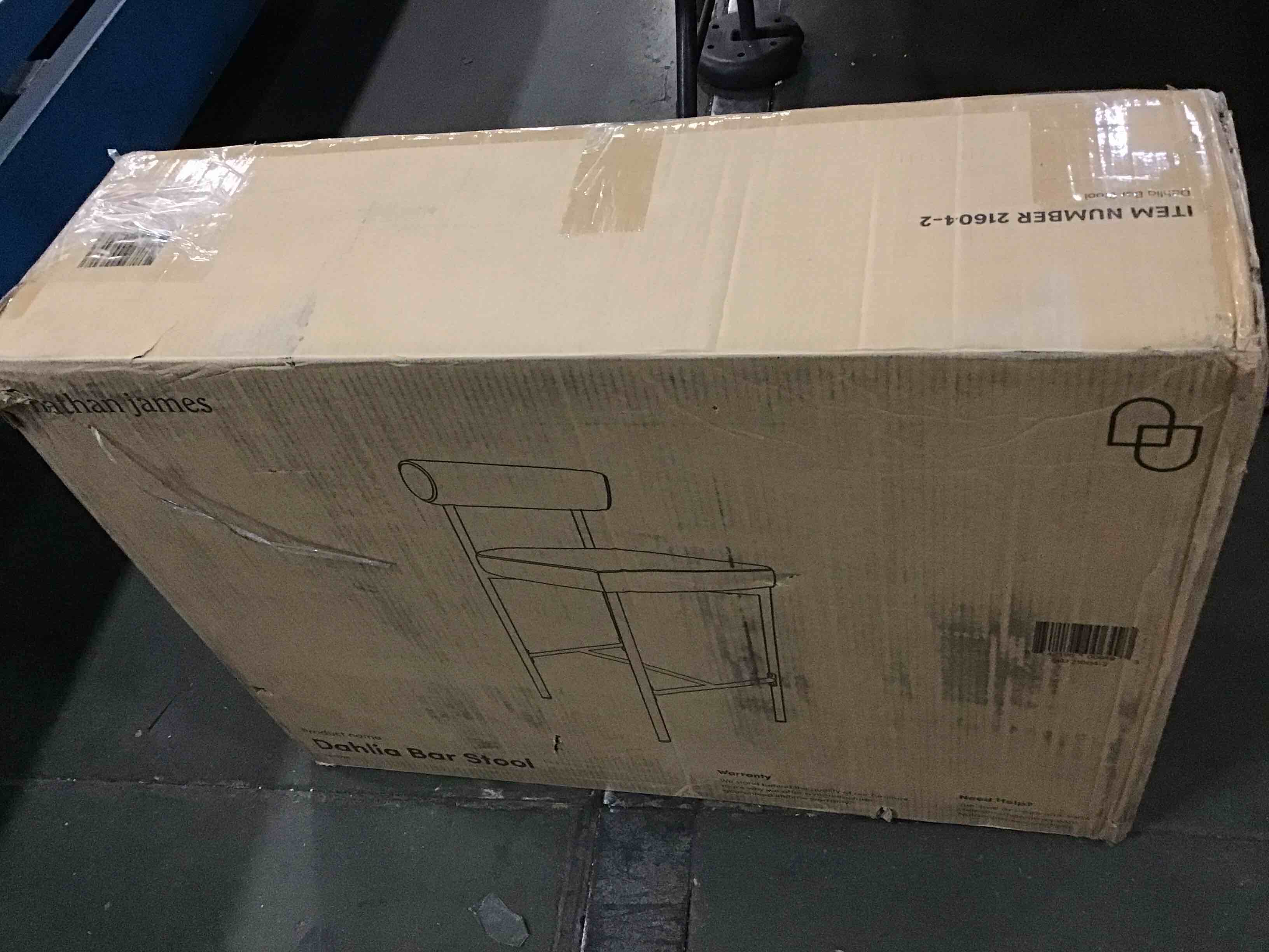 https://s3.amazonaws.com/lotting-images-prod/bidfta/GRA2288910_1739798009810.jpeg