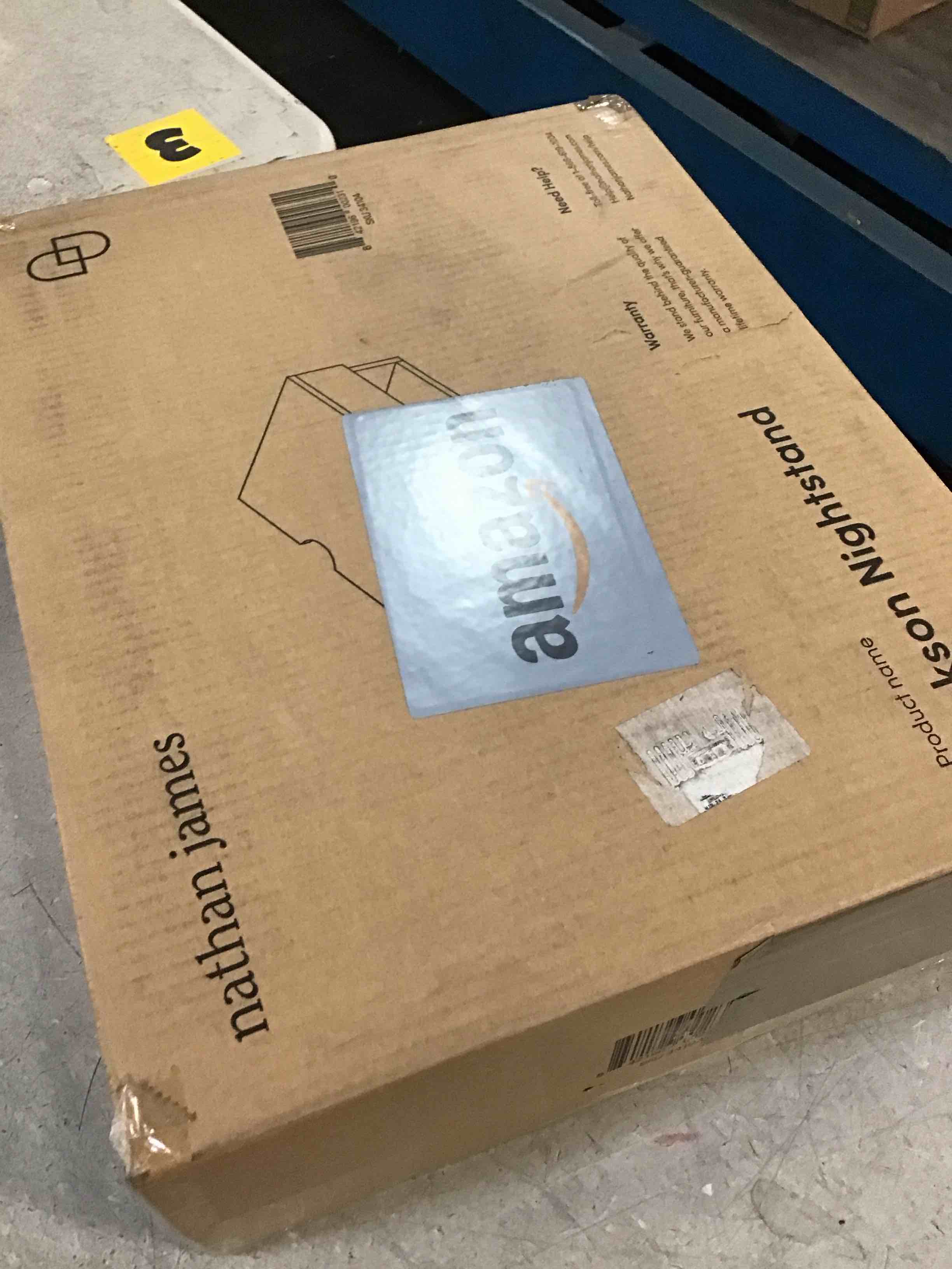 https://s3.amazonaws.com/lotting-images-prod/bidfta/GRA2289224_1739897450296.jpeg