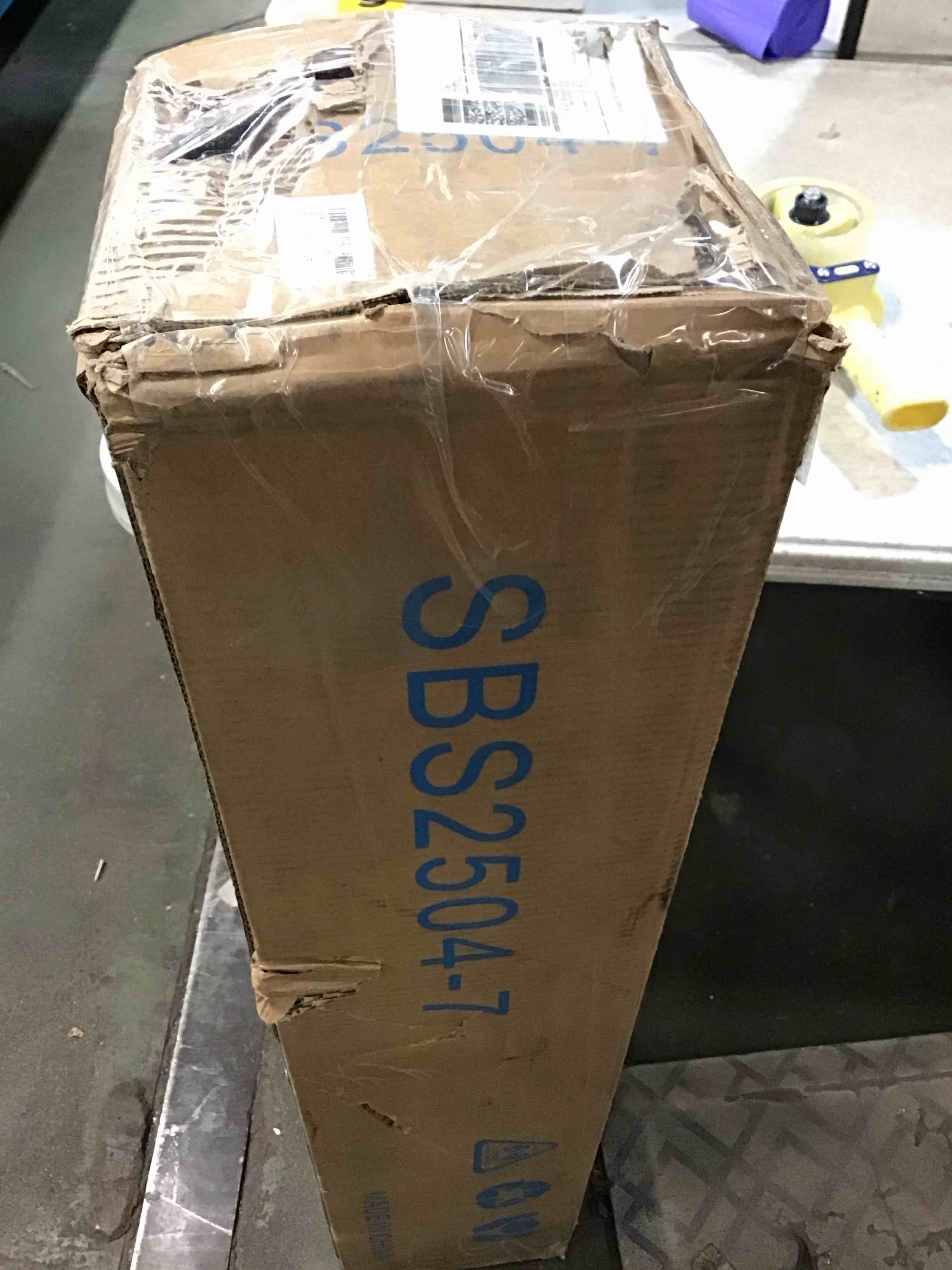 https://s3.amazonaws.com/lotting-images-prod/bidfta/GRA2289341_1739972649232.jpeg