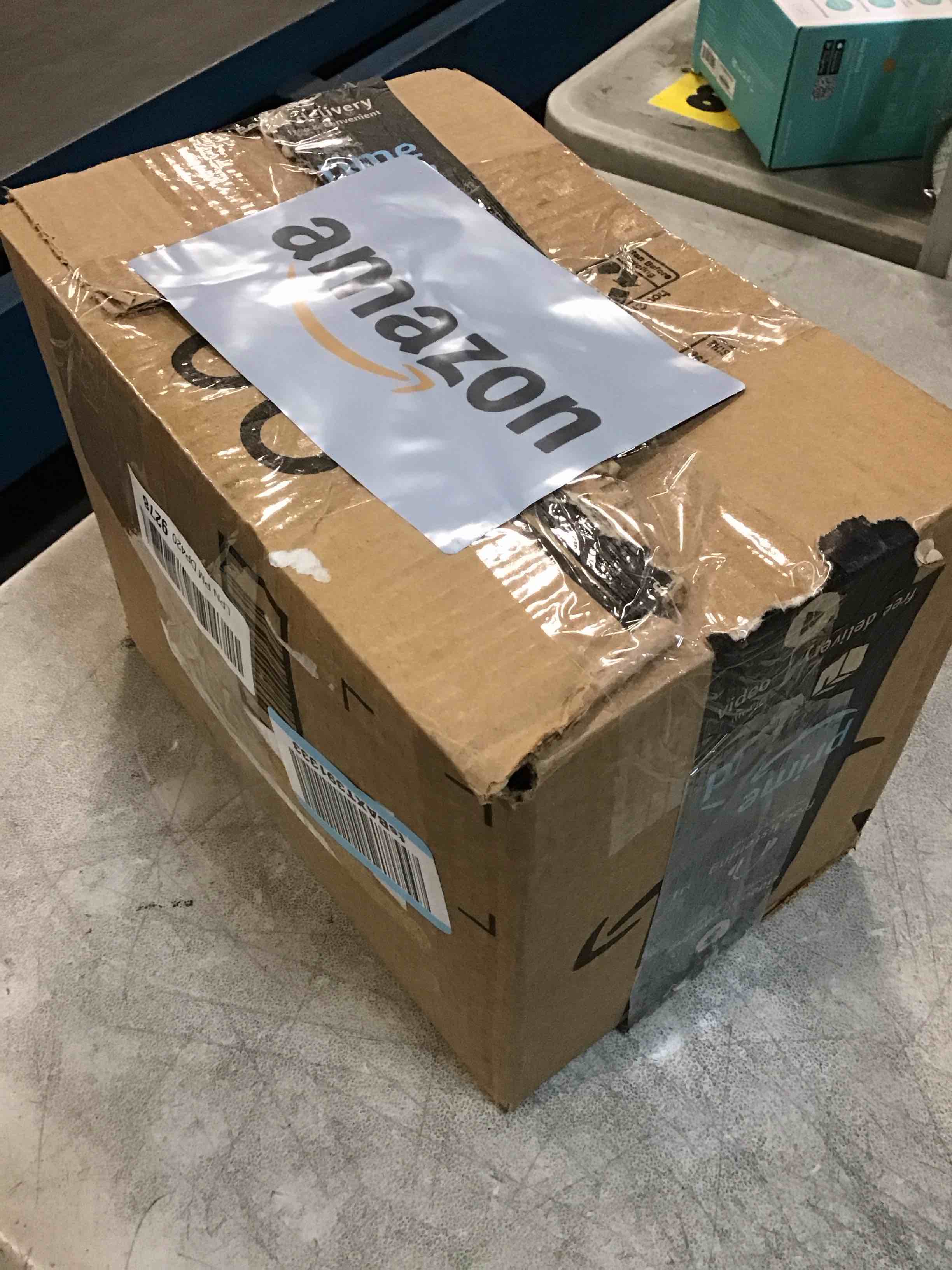https://s3.amazonaws.com/lotting-images-prod/bidfta/GRA2289815_1740145521063.jpeg